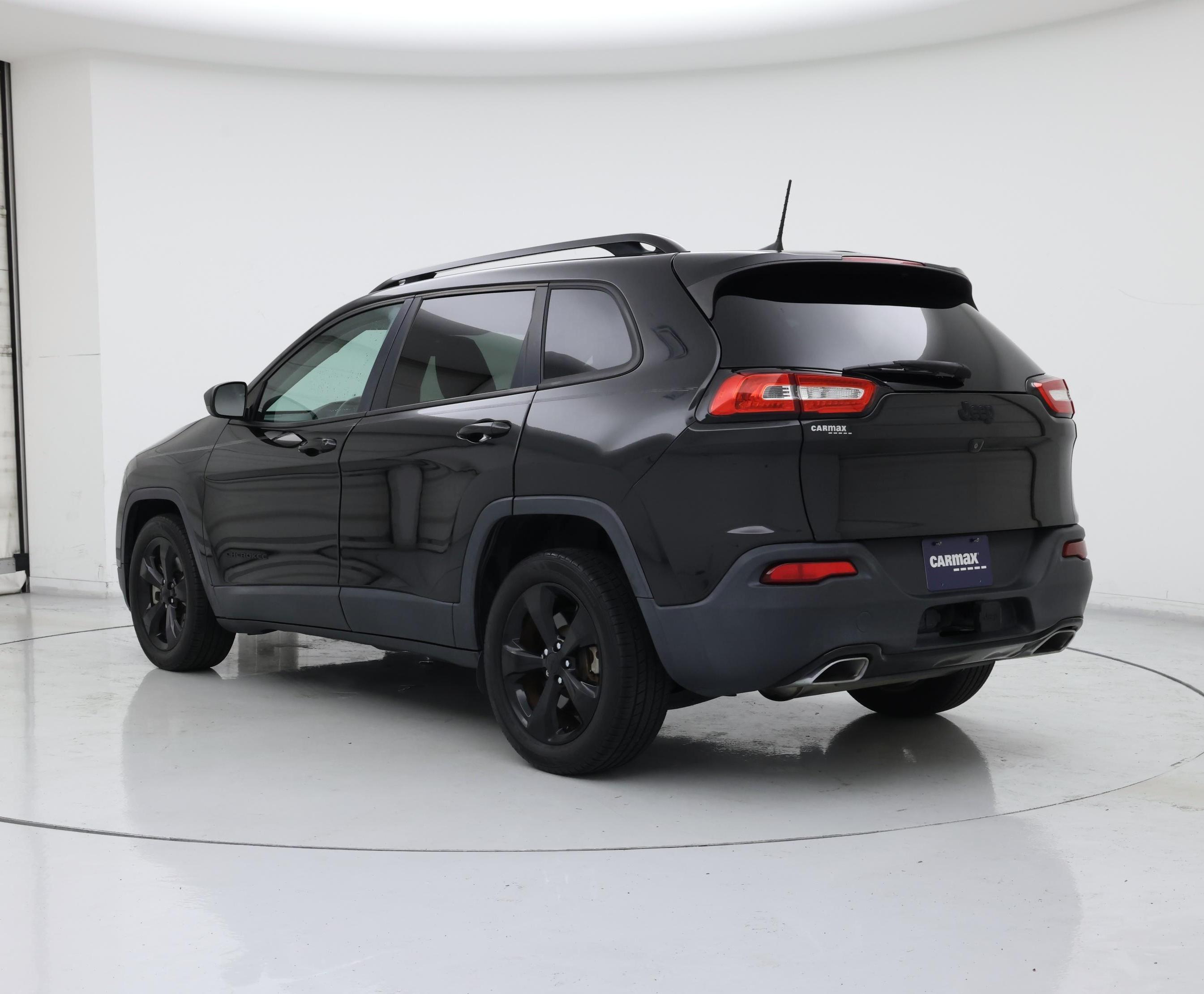 Thumbnail: 2016 Jeep Cherokee - 2