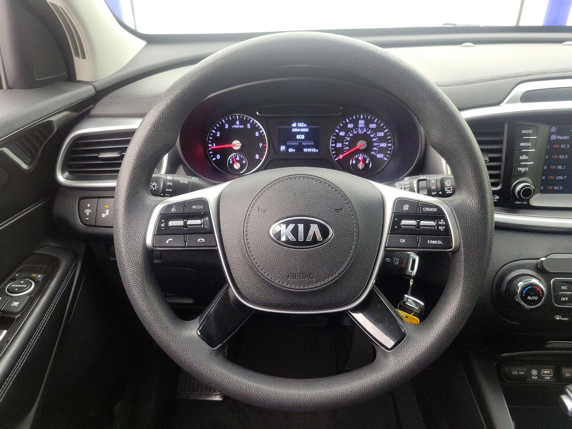 Thumbnail: 2019 Kia Sorento - 10