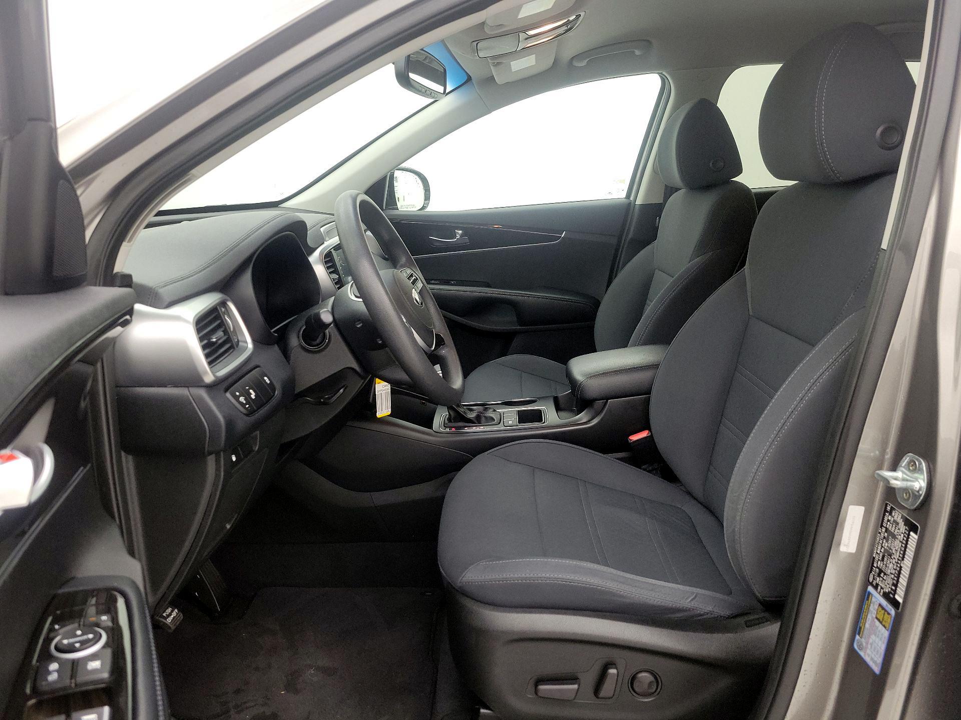 Thumbnail: 2019 Kia Sorento - 11