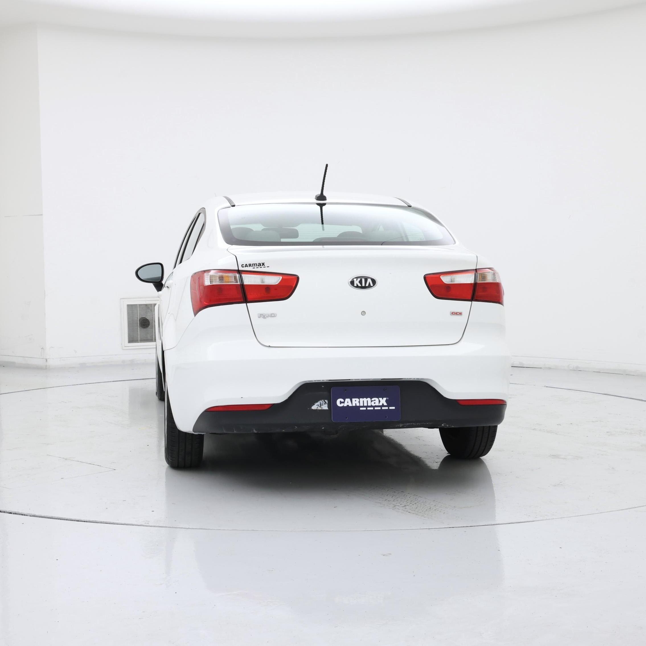 Thumbnail: 2017 Kia Rio - 6