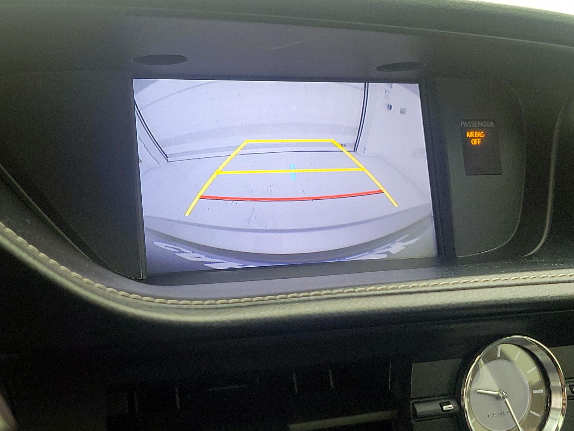 Thumbnail: 2016 Lexus ES - 14