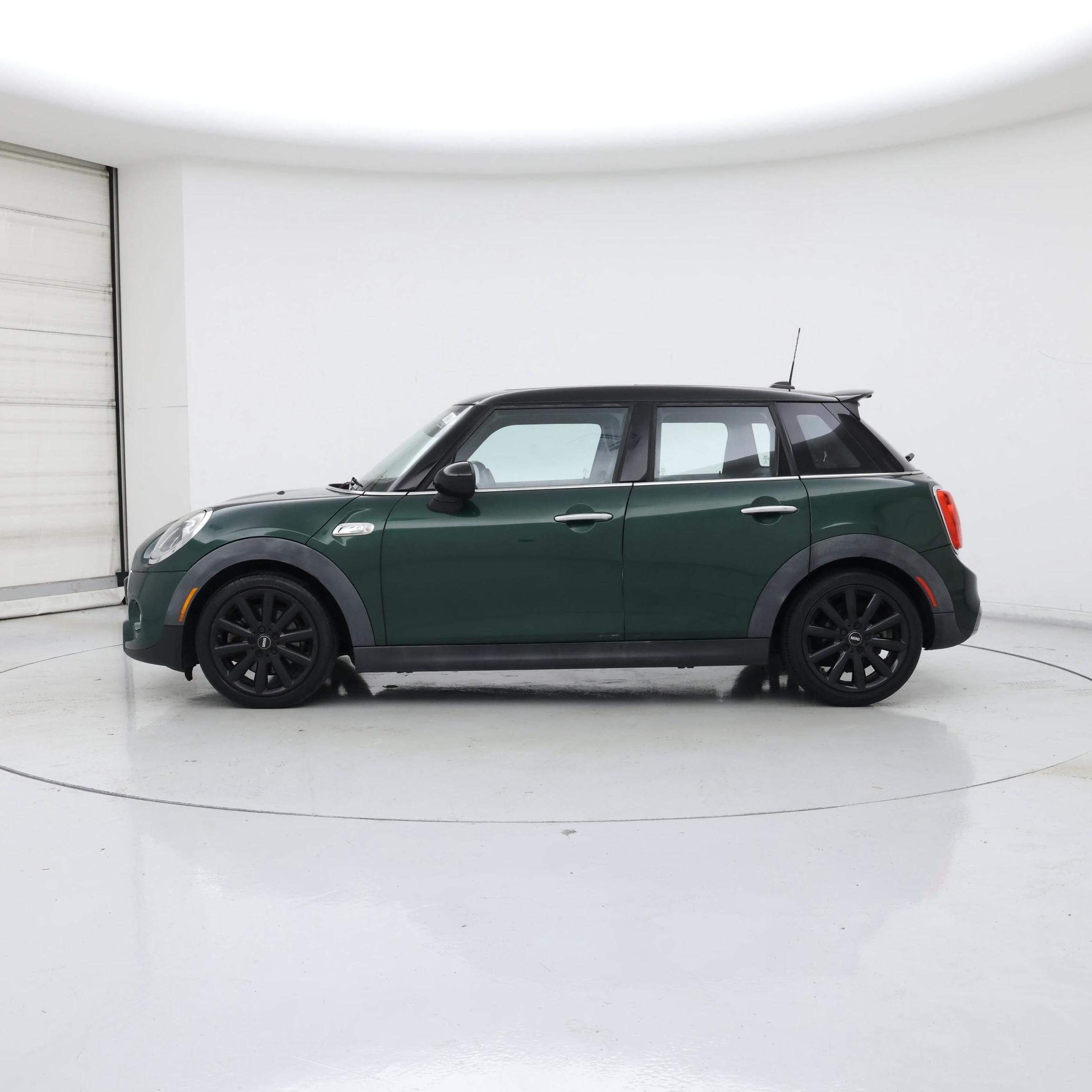 Thumbnail: 2015 MINI Cooper Hardtop - 3