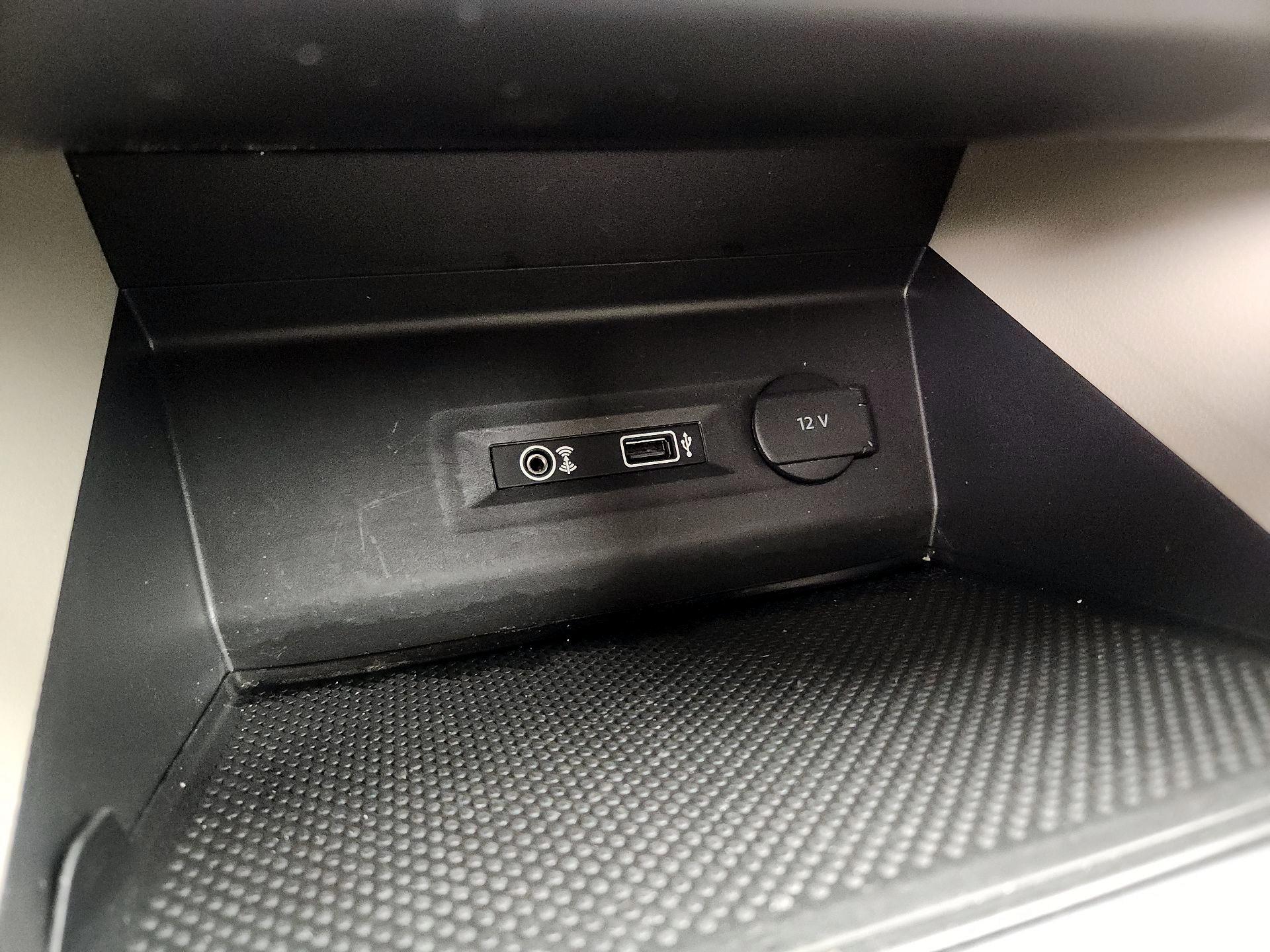 Thumbnail: 2018 Volkswagen Atlas - 18