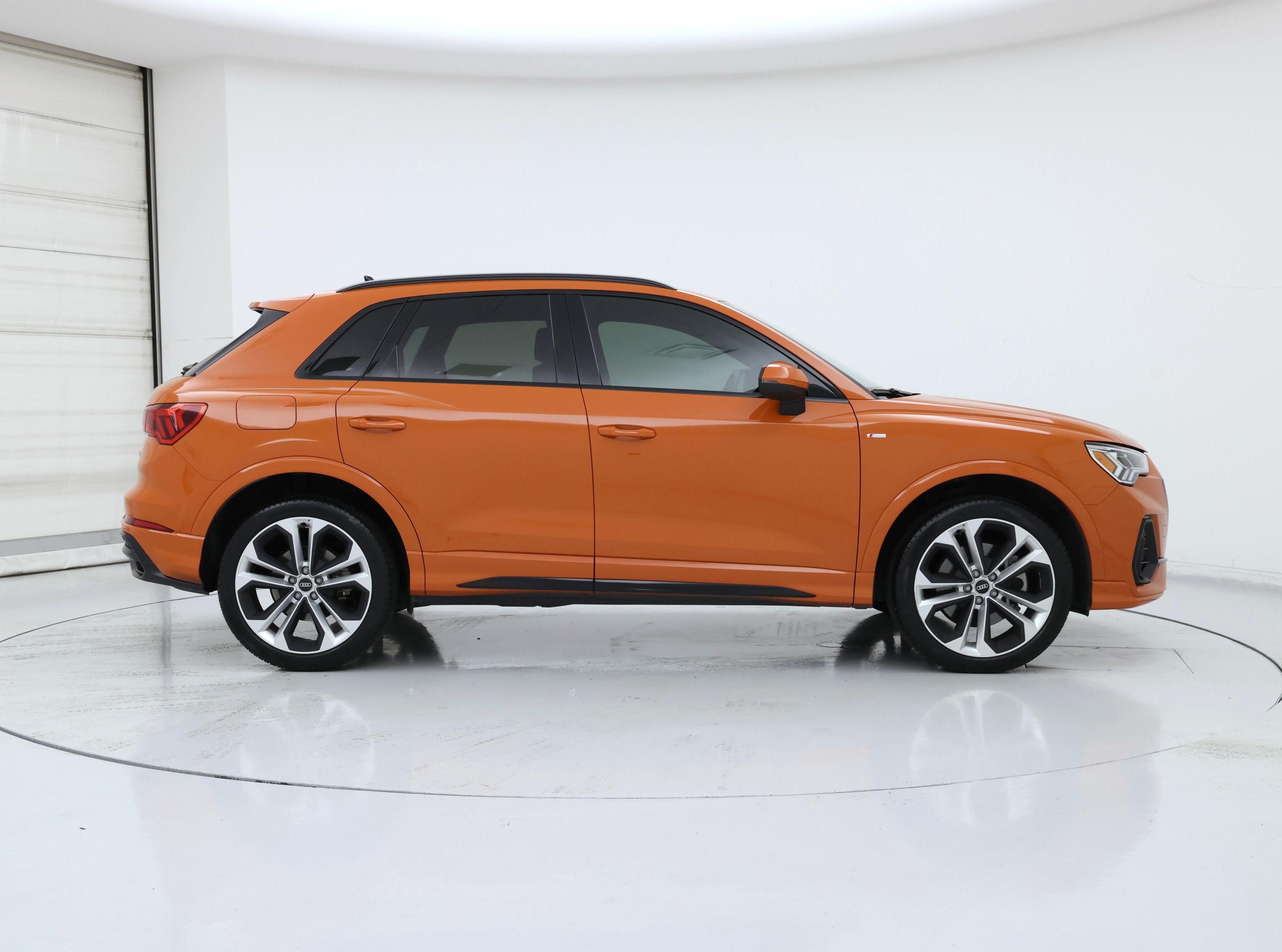 Thumbnail: 2022 Audi Q3 - 7