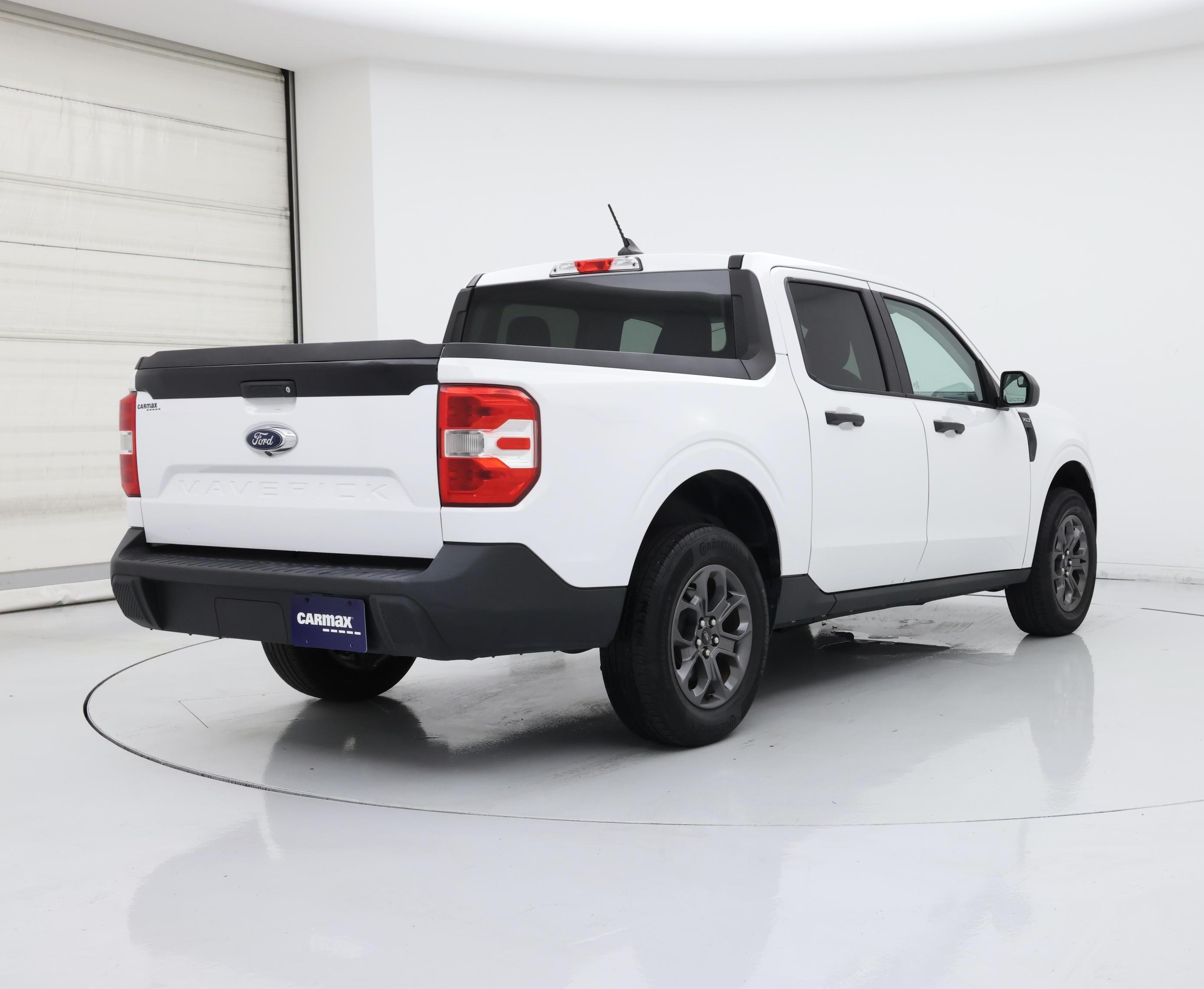 Thumbnail: 2022 Ford Maverick - 8