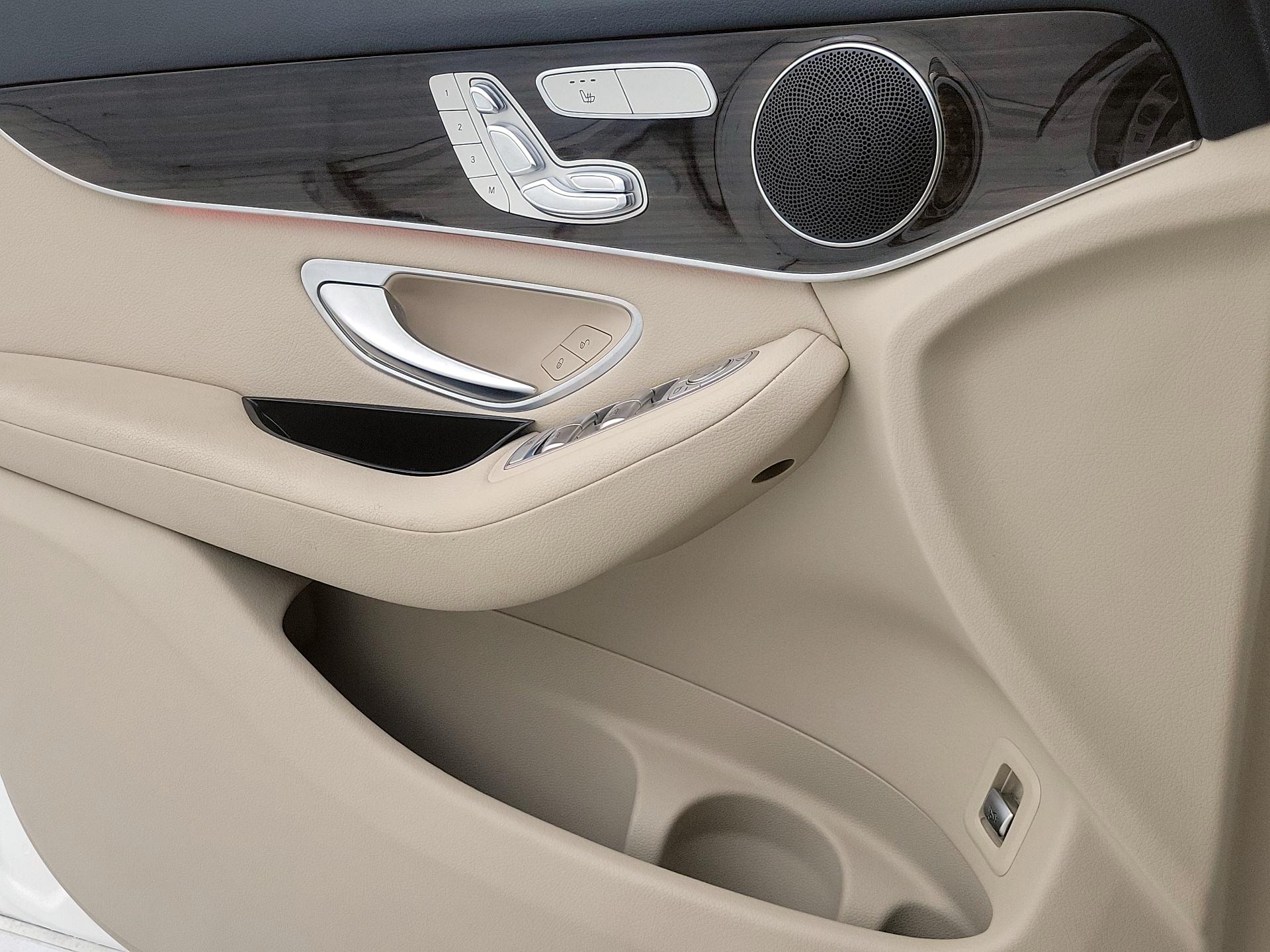 Thumbnail: 2021 Mercedes-Benz GLC - 12