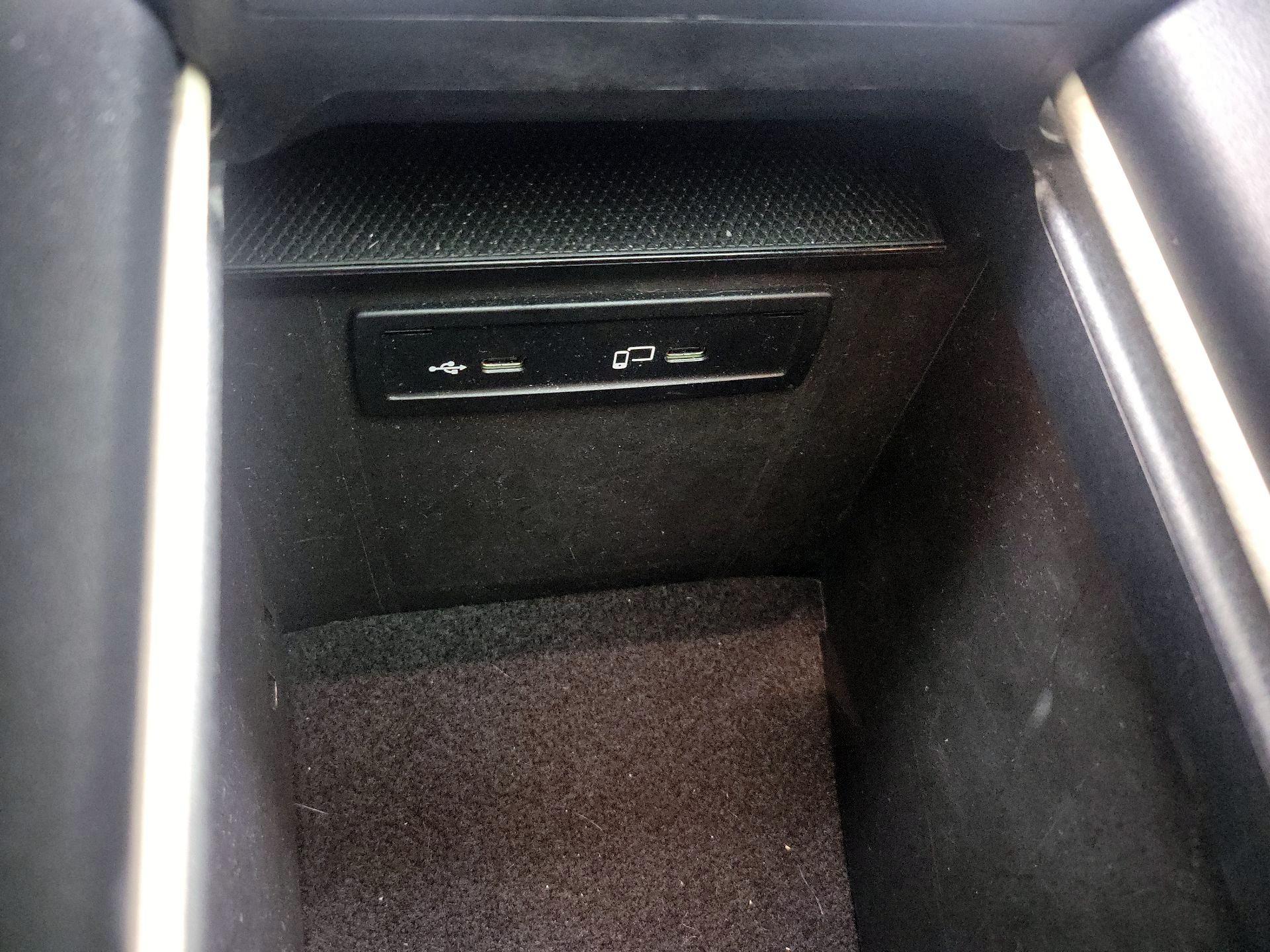 Thumbnail: 2021 Mercedes-Benz GLC - 18