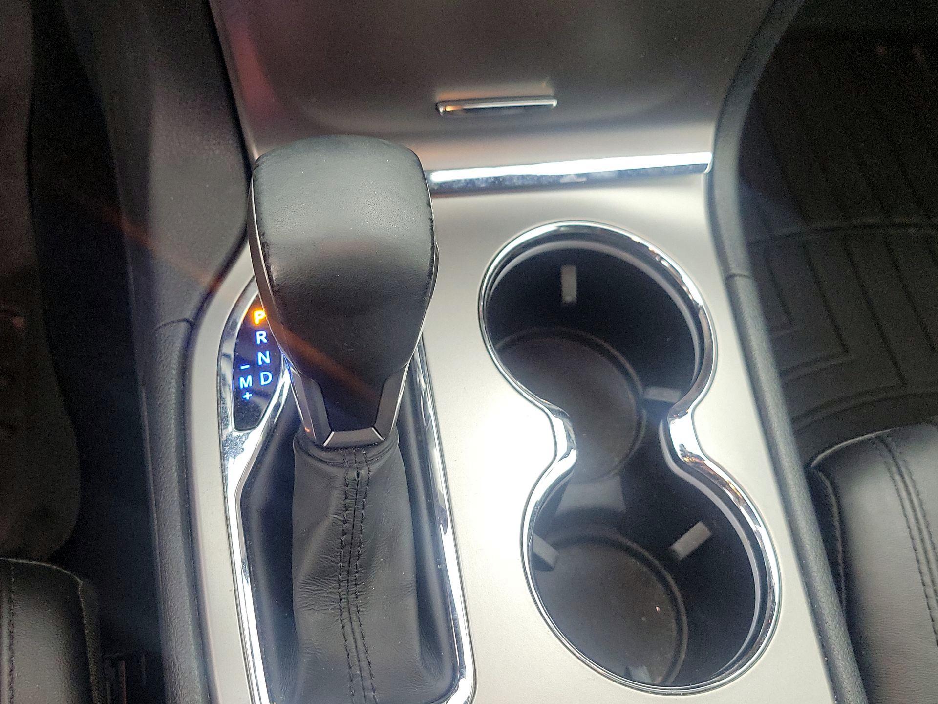 Thumbnail: 2020 Jeep Grand Cherokee - 18