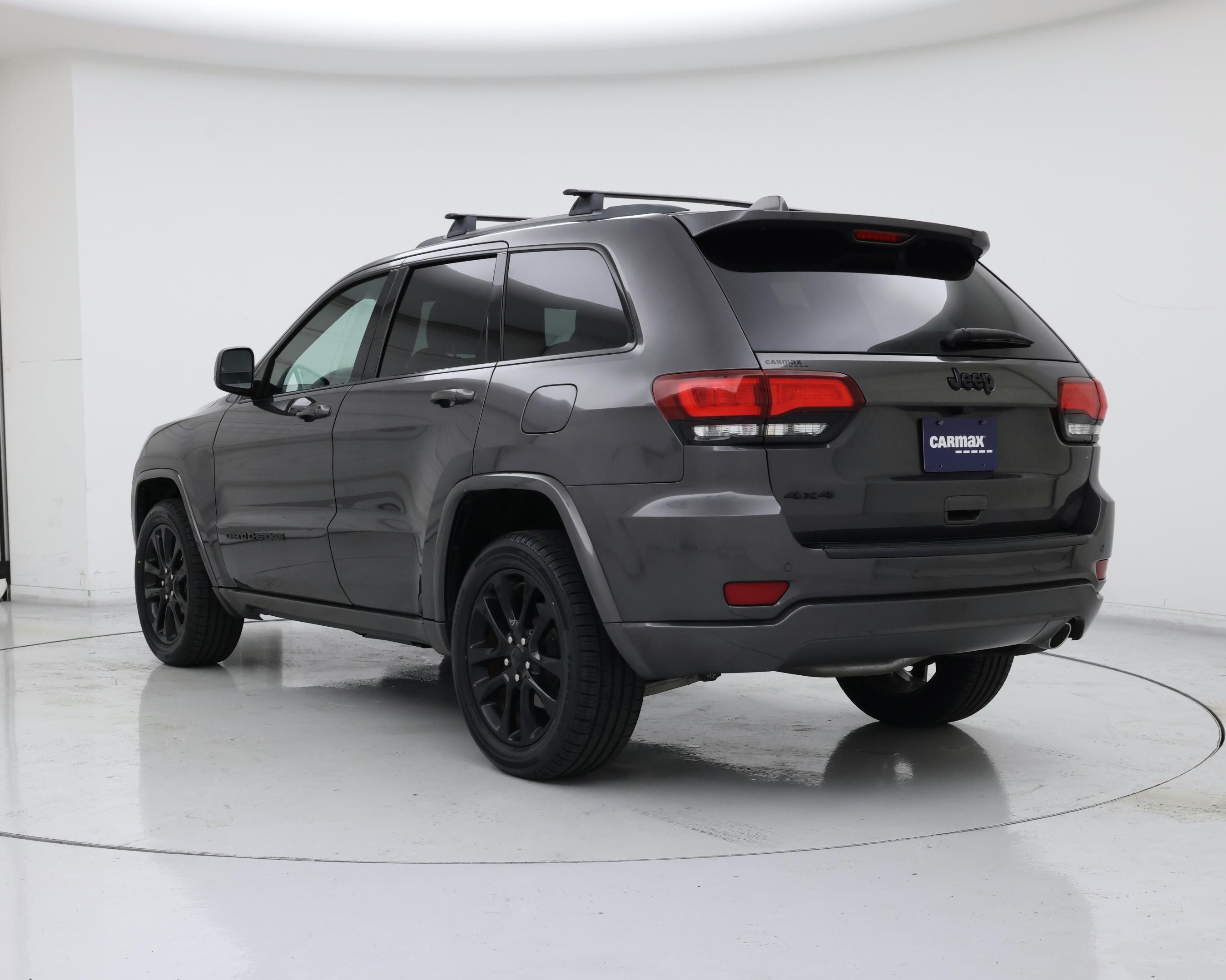 Thumbnail: 2020 Jeep Grand Cherokee - 2