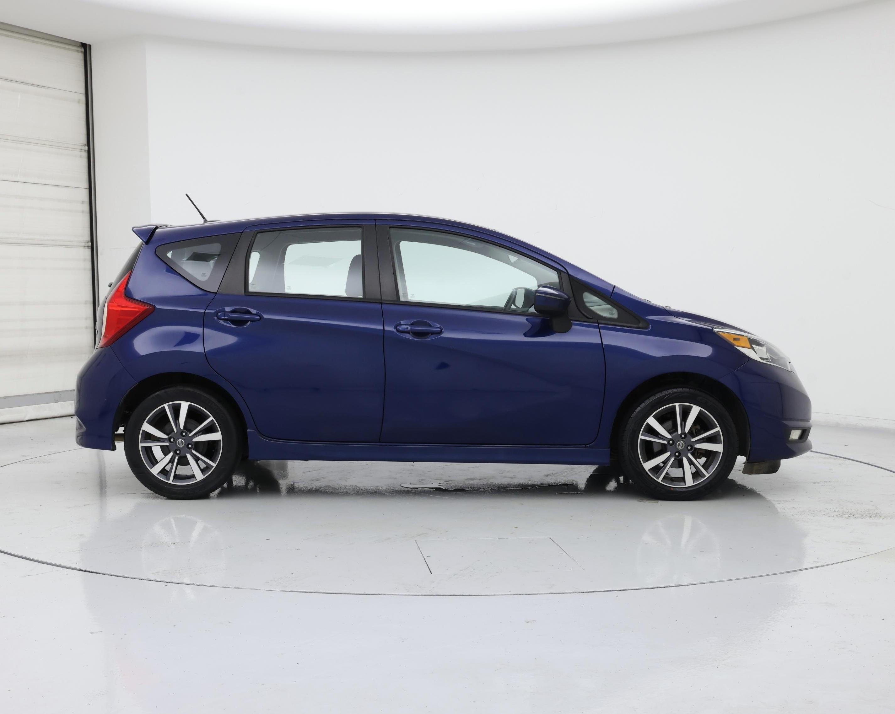 Thumbnail: 2018 Nissan Versa Note - 7