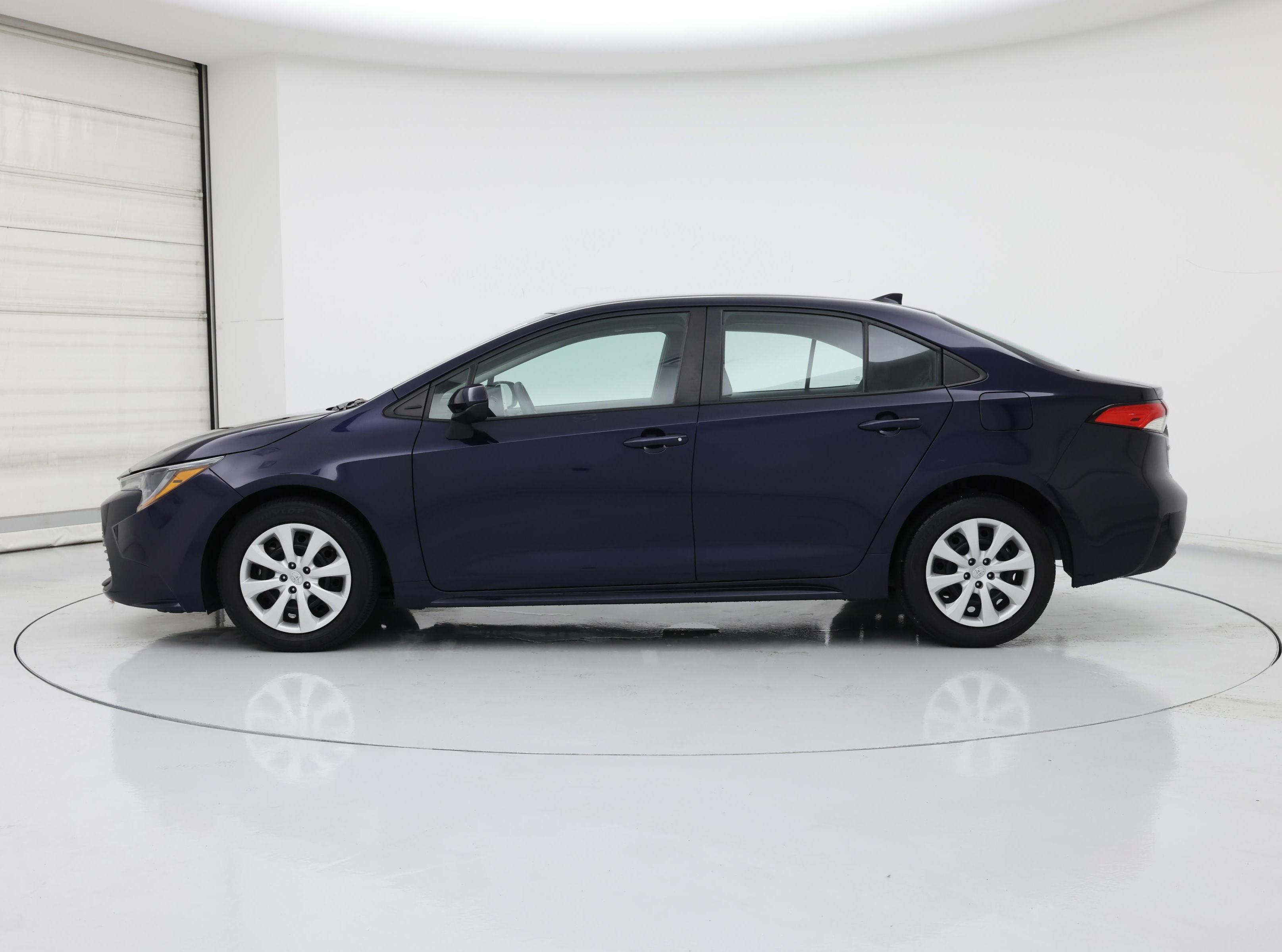 Thumbnail: 2023 Toyota Corolla - 3