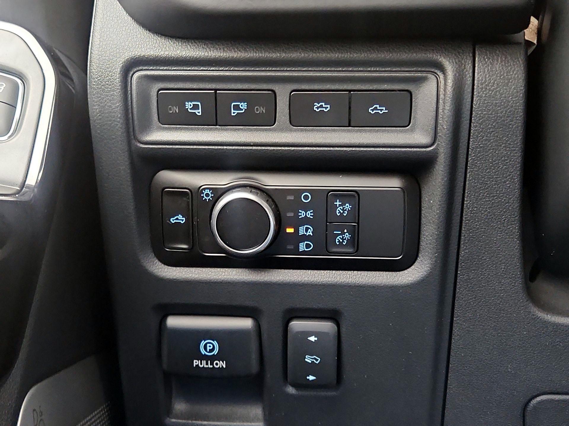 Thumbnail: 2023 Ford F-150 - 13