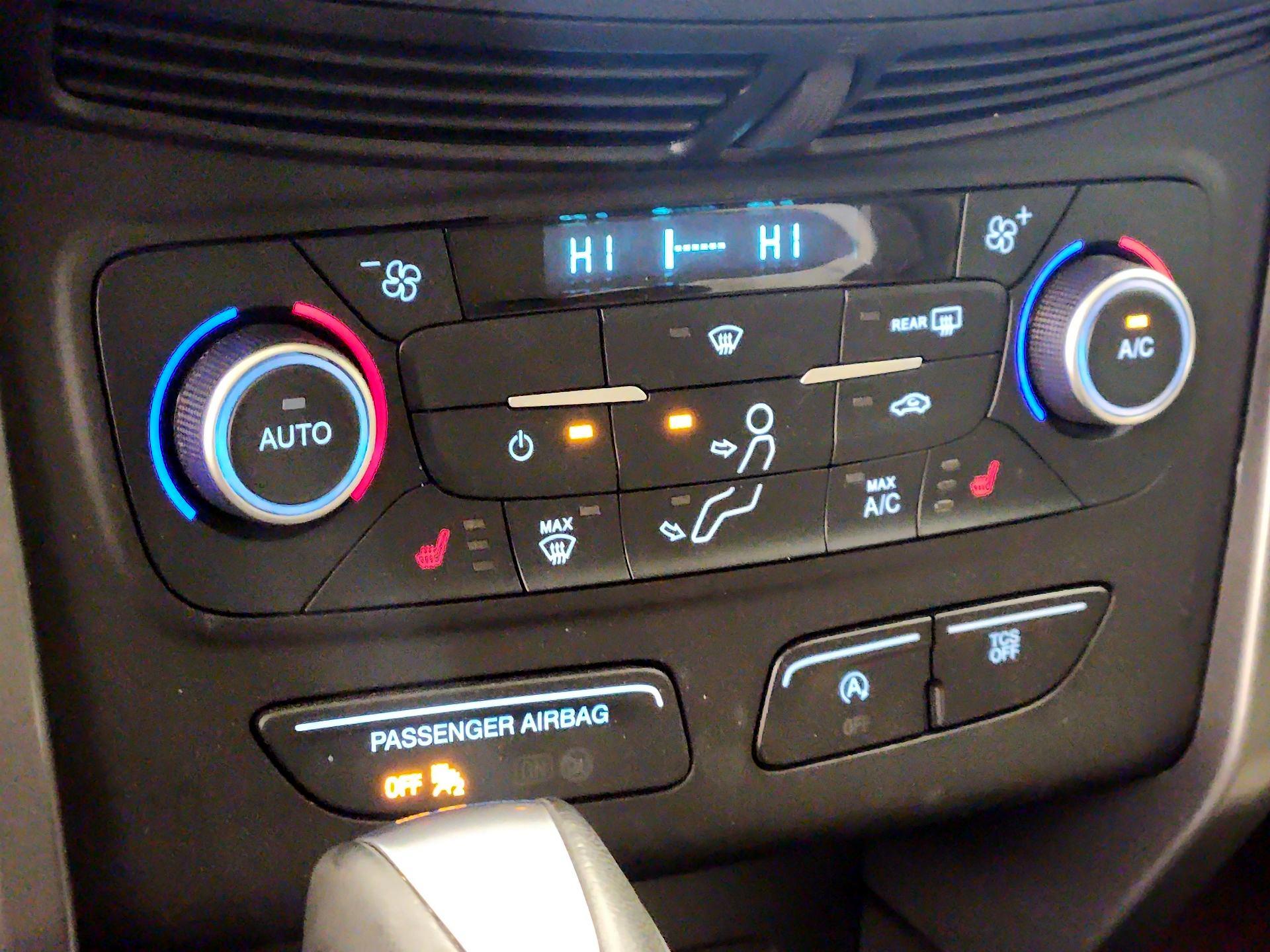 Thumbnail: 2018 Ford Escape - 17