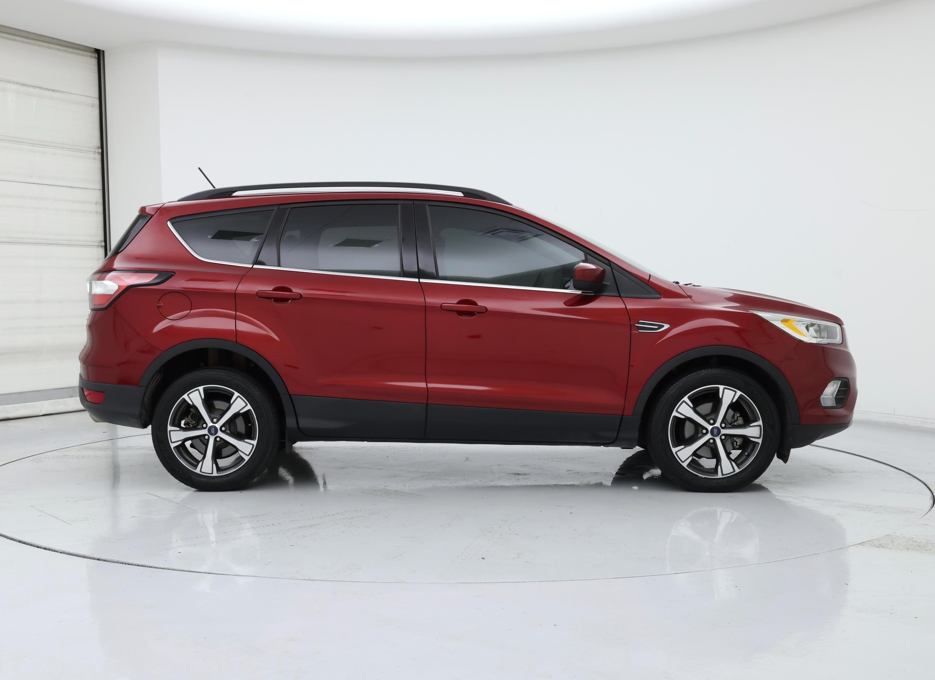 Thumbnail: 2018 Ford Escape - 7
