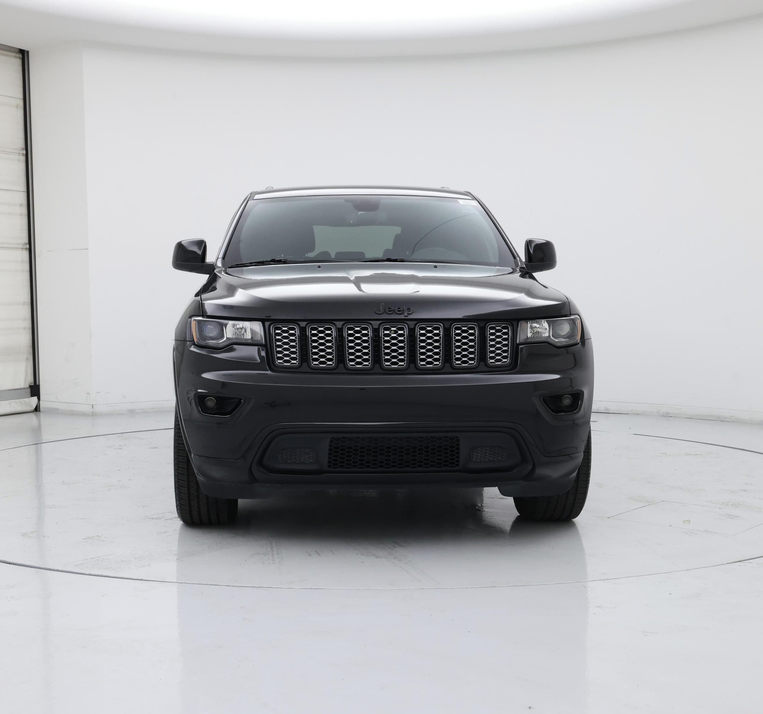 Thumbnail: 2020 Jeep Grand Cherokee - 5