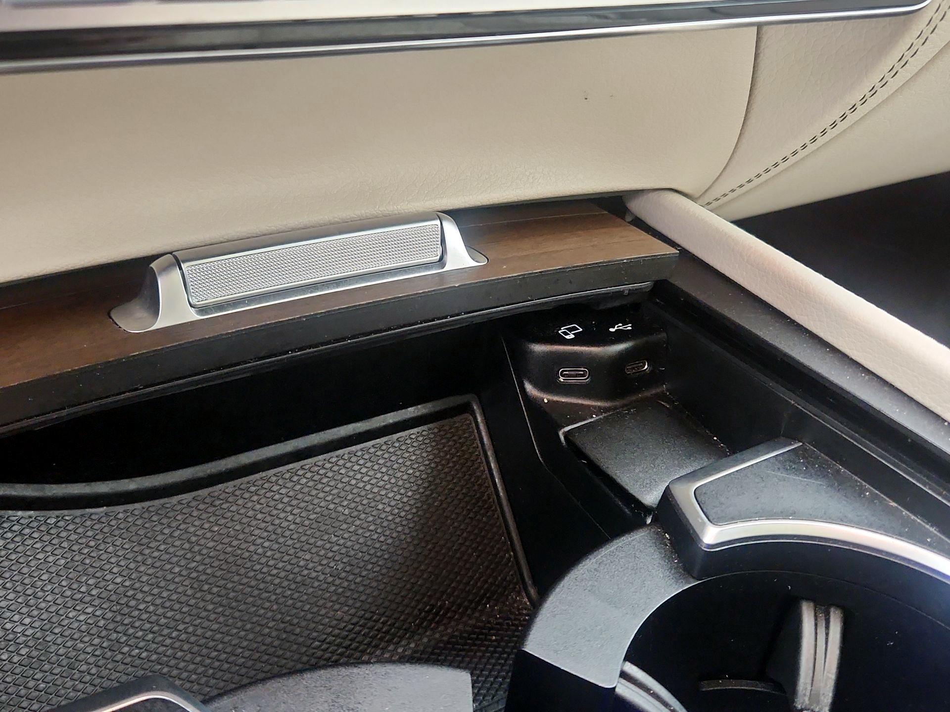 Thumbnail: 2022 Mercedes-Benz GLE - 19