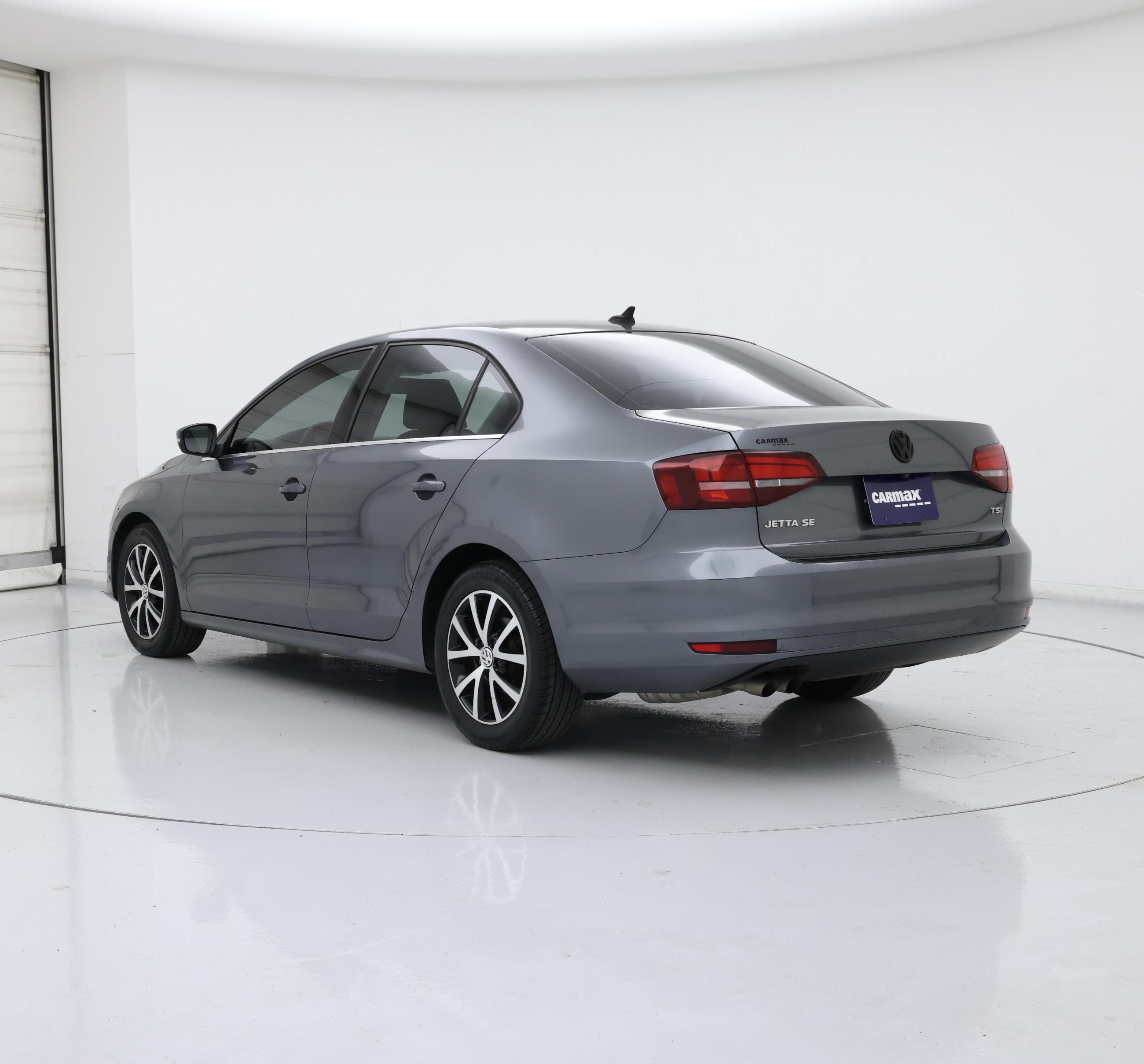 Thumbnail: 2018 Volkswagen Jetta - 2