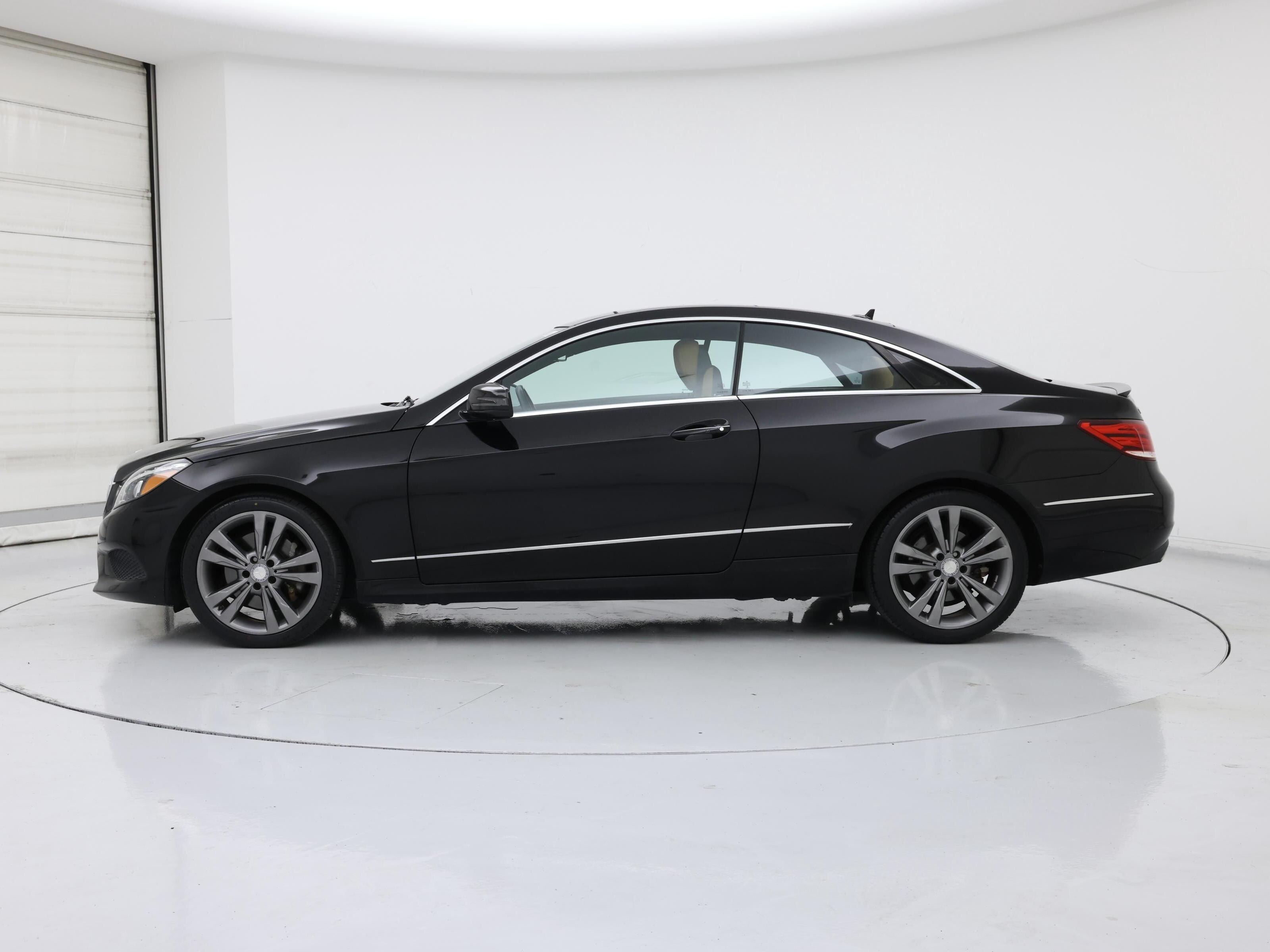 Thumbnail: 2017 Mercedes-Benz E-Class - 3