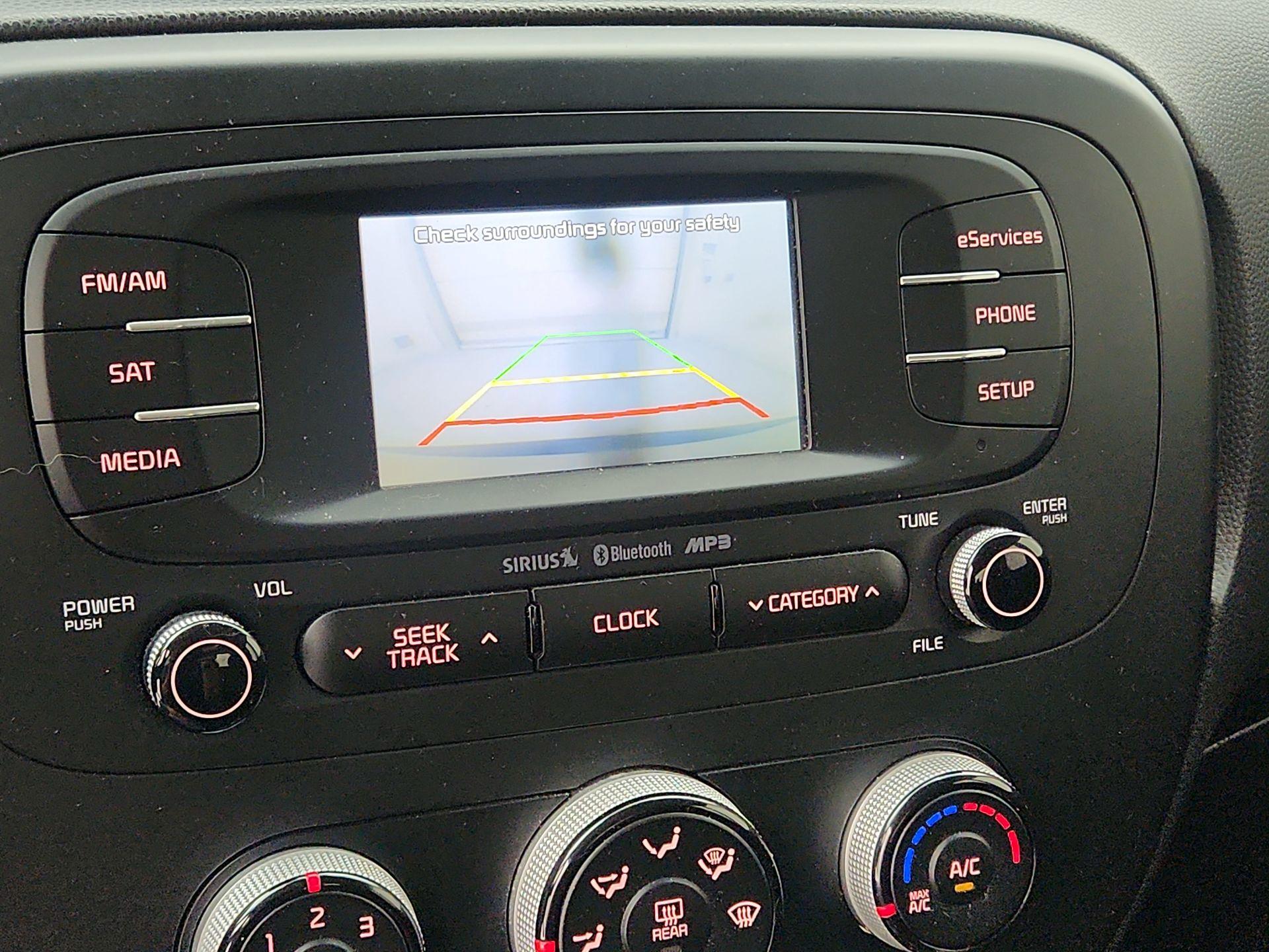 Thumbnail: 2015 Kia Soul - 14