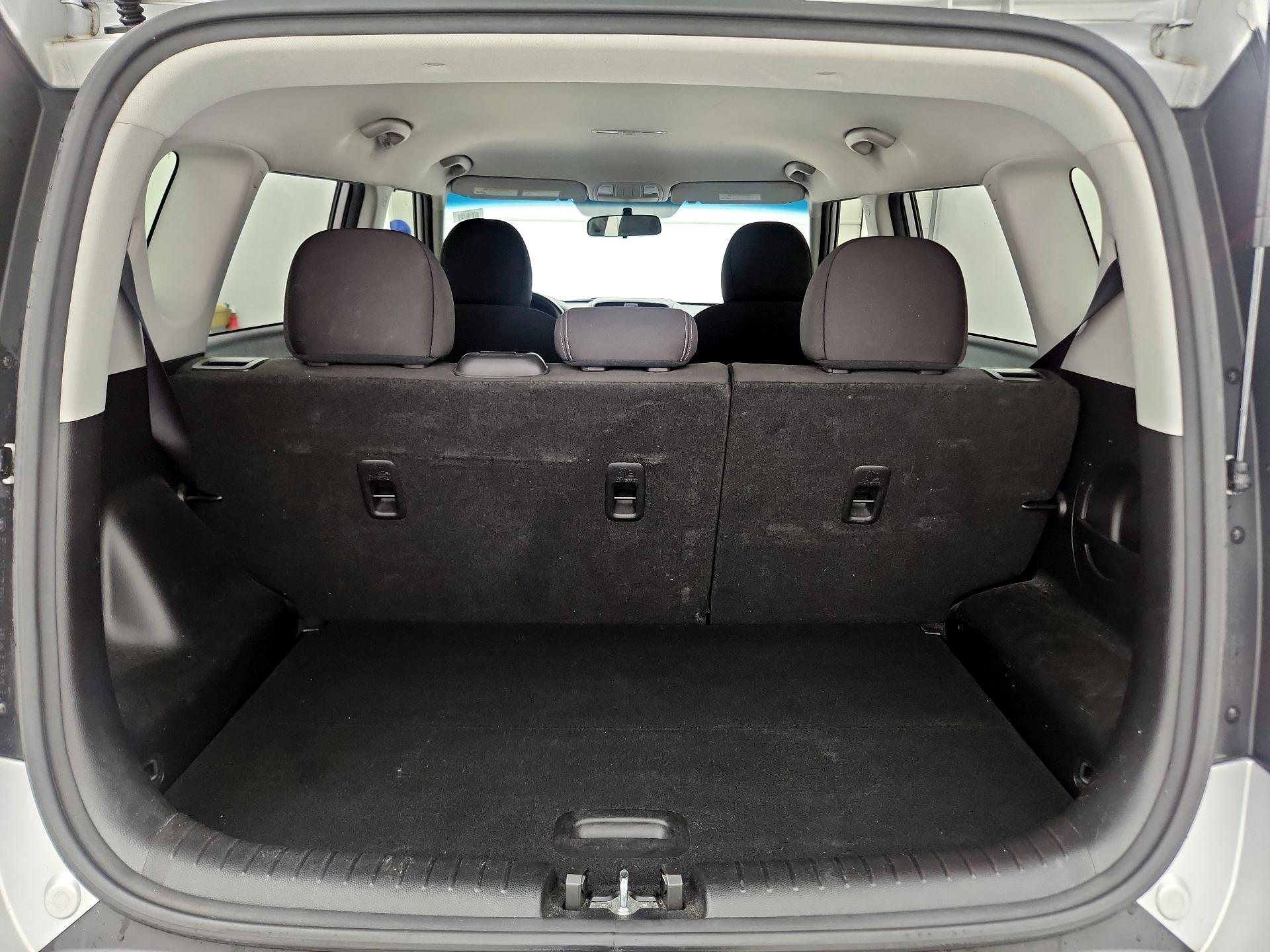 Thumbnail: 2015 Kia Soul - 20