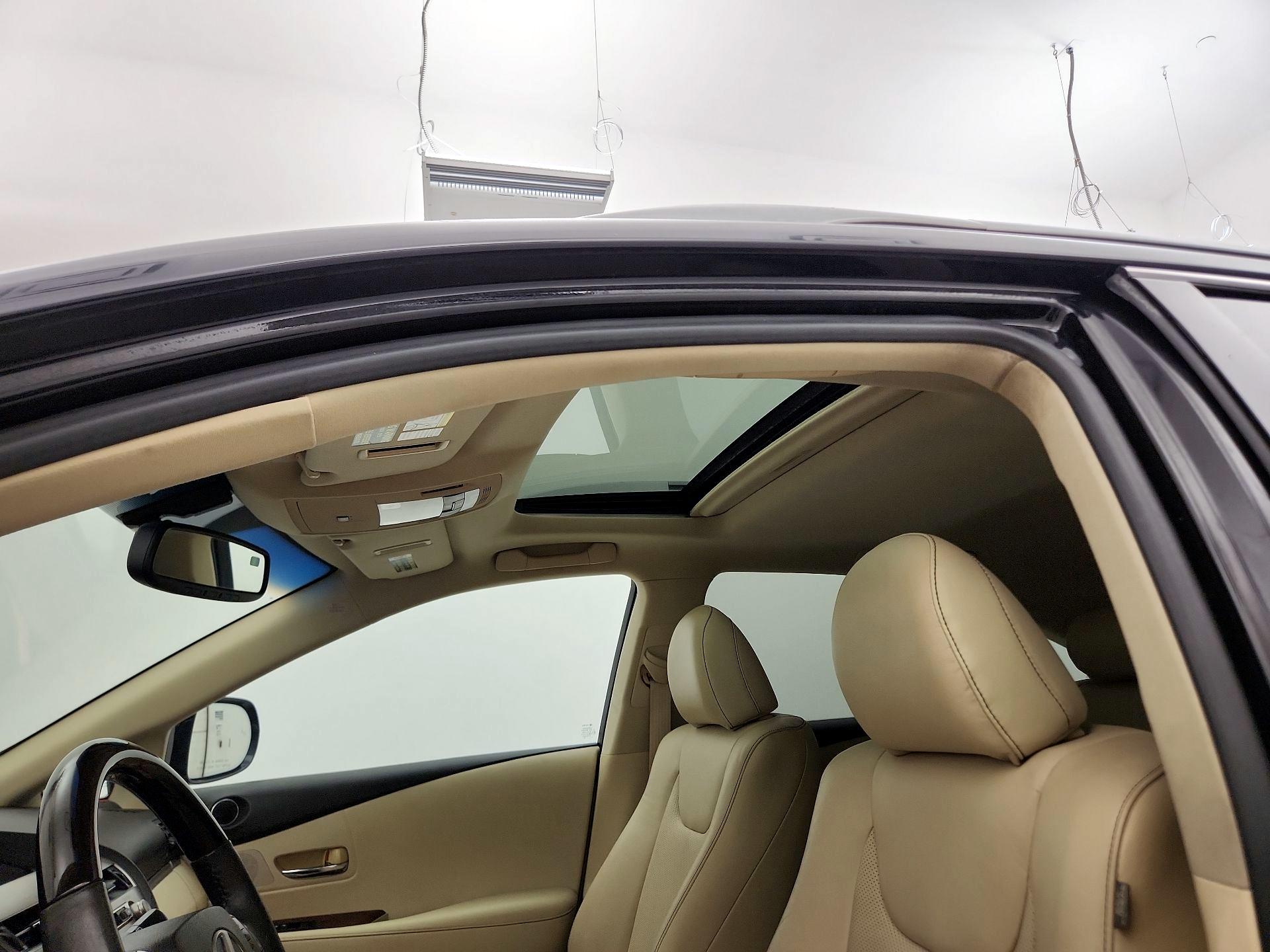 Thumbnail: 2015 Lexus RX - 19