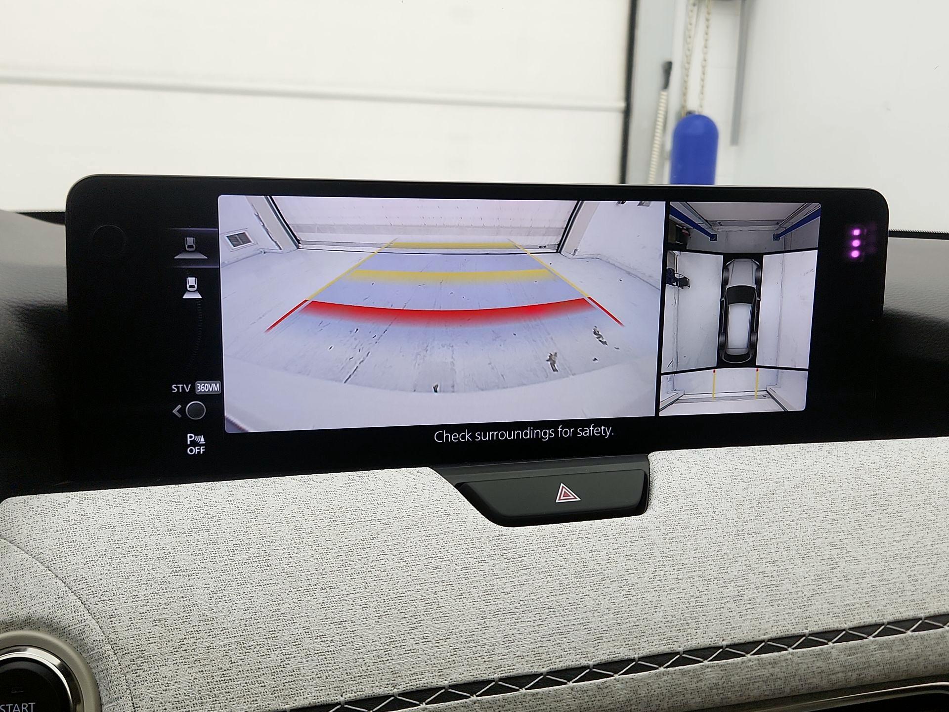 Thumbnail: 2024 Mazda CX-90 - 15