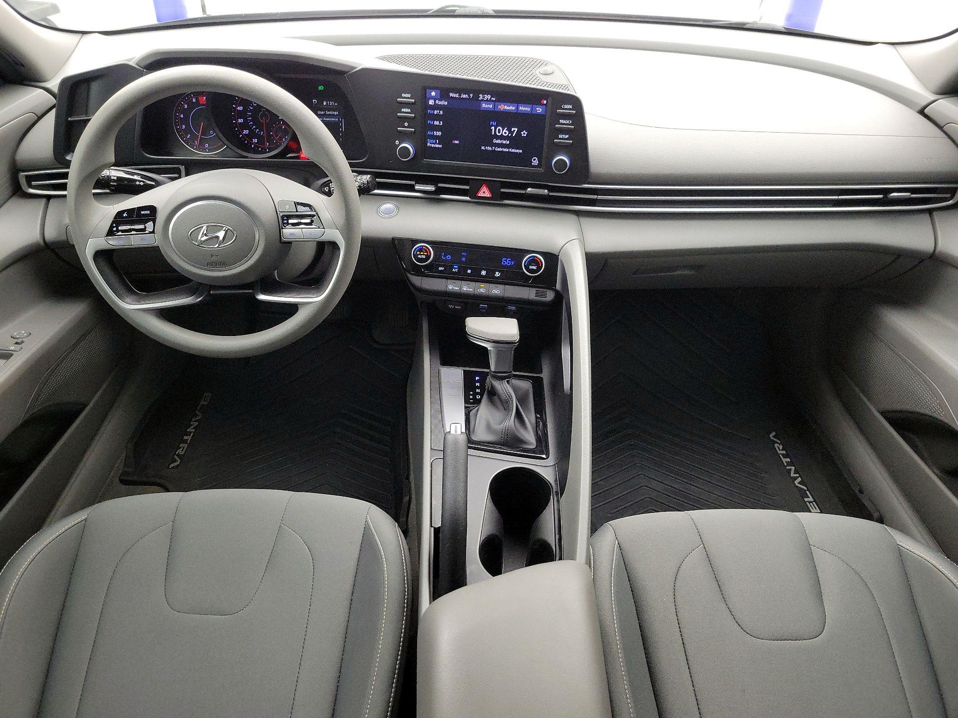 Thumbnail: 2022 Hyundai Elantra - 9