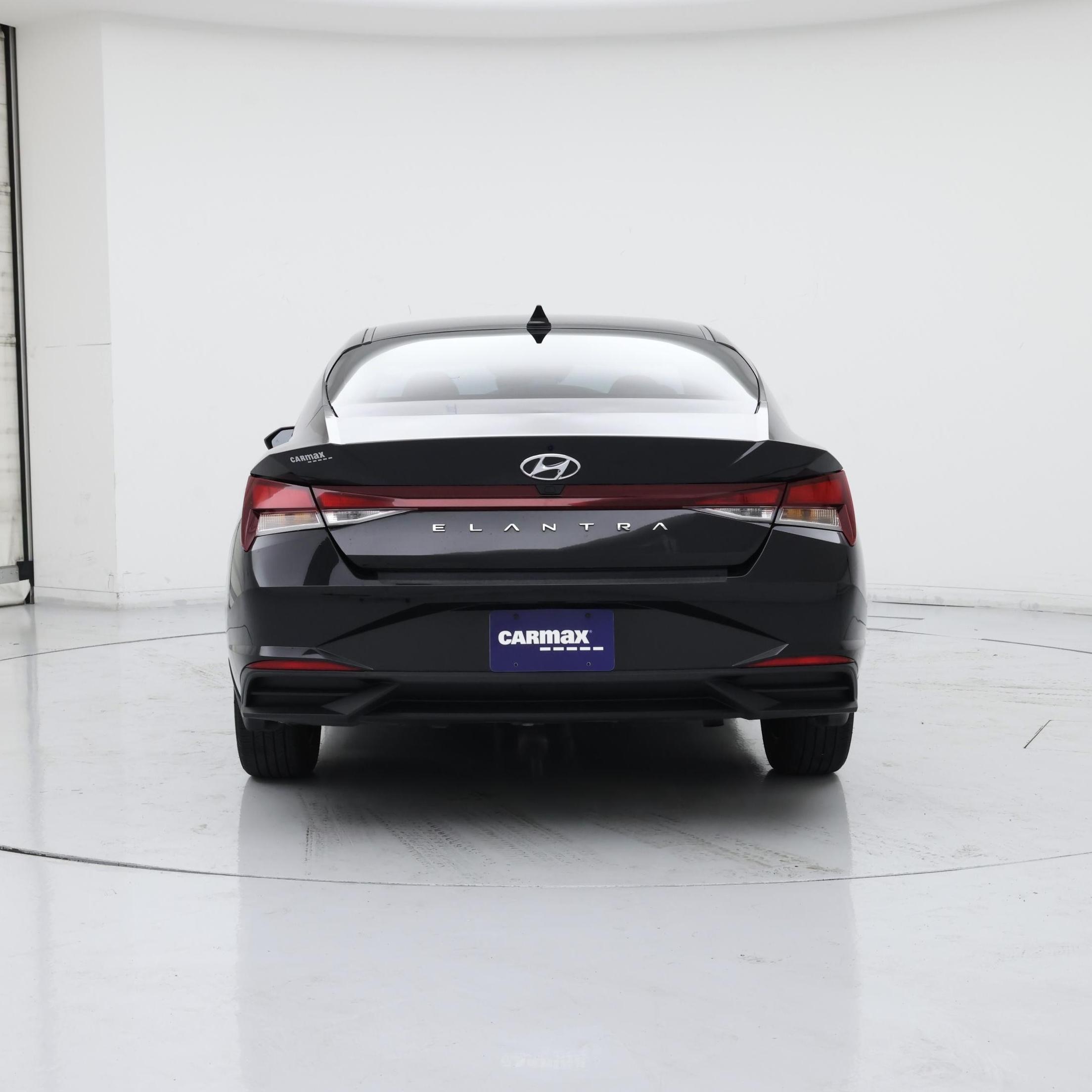 Thumbnail: 2022 Hyundai Elantra - 6