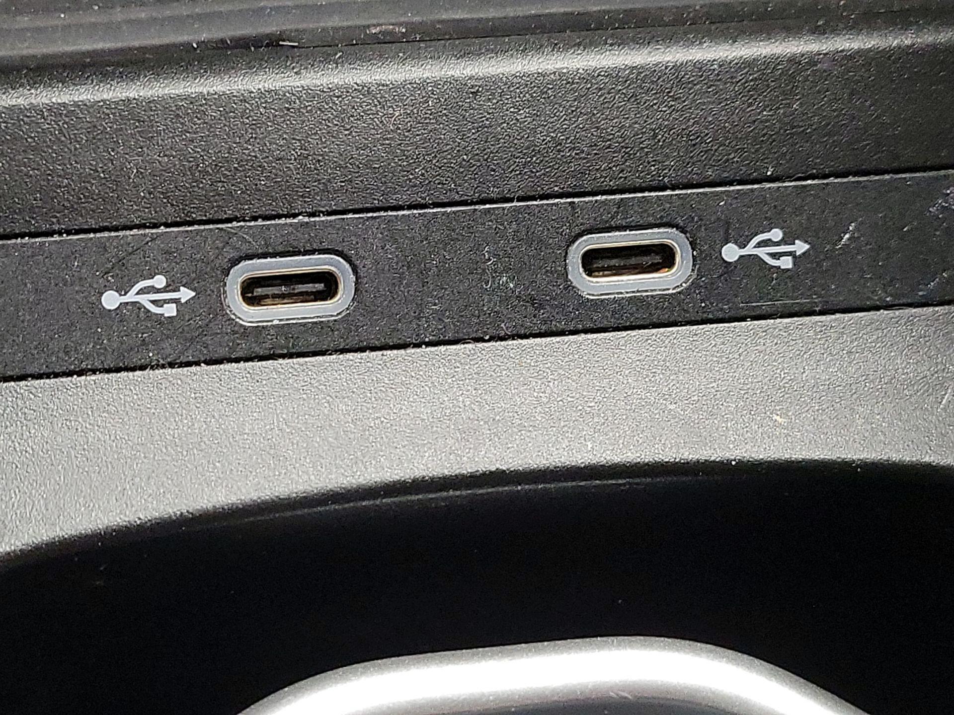 Thumbnail: 2021 Volkswagen ID.4 - 18