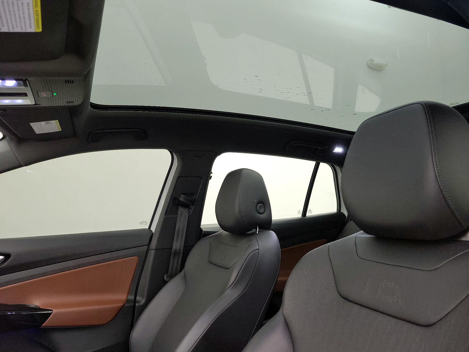 Thumbnail: 2021 Volkswagen ID.4 - 19