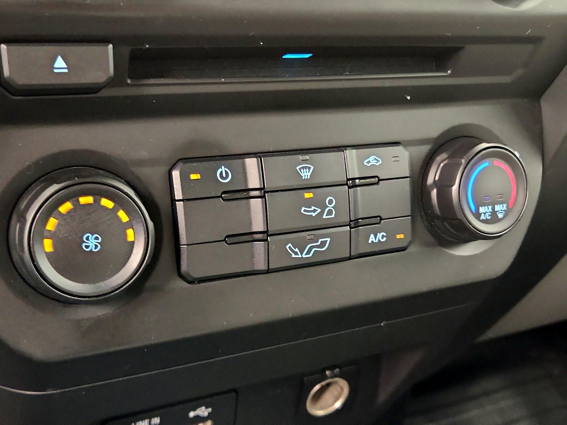 Thumbnail: 2015 Ford F-150 - 15