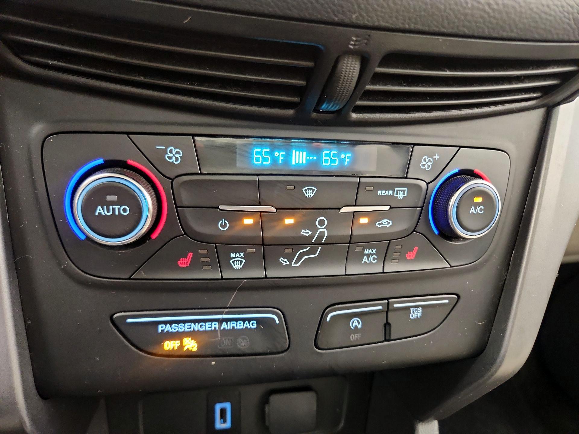 Thumbnail: 2017 Ford Escape - 17