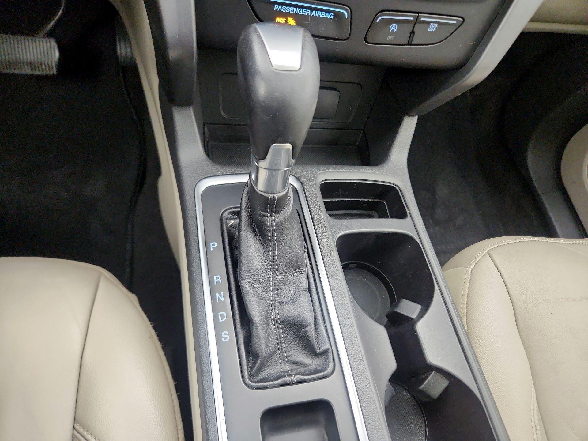 Thumbnail: 2017 Ford Escape - 18