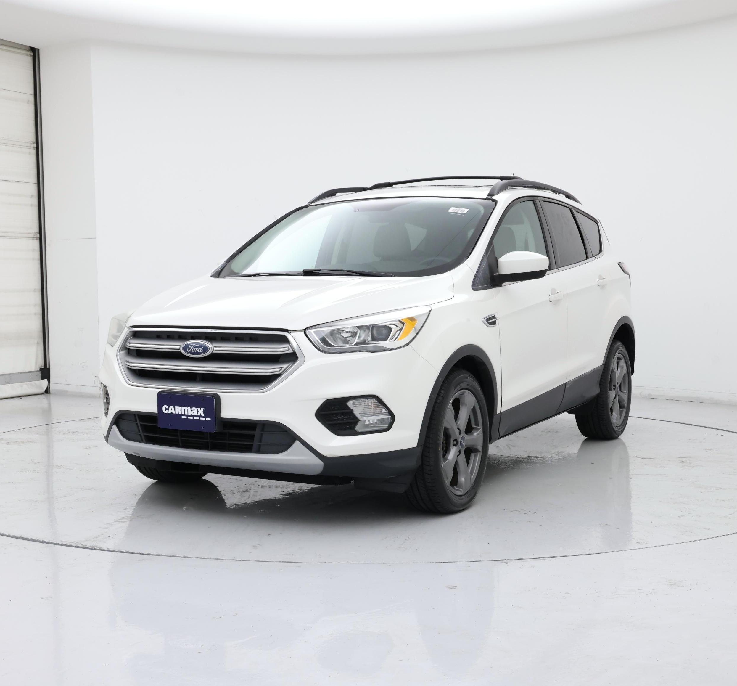 Thumbnail: 2017 Ford Escape - 4