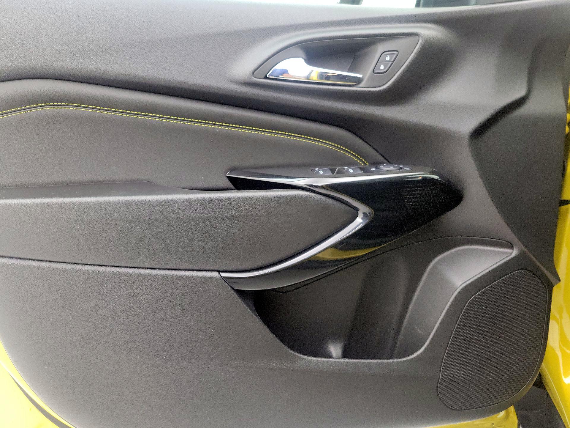 Thumbnail: 2025 Chevrolet Trax - 12