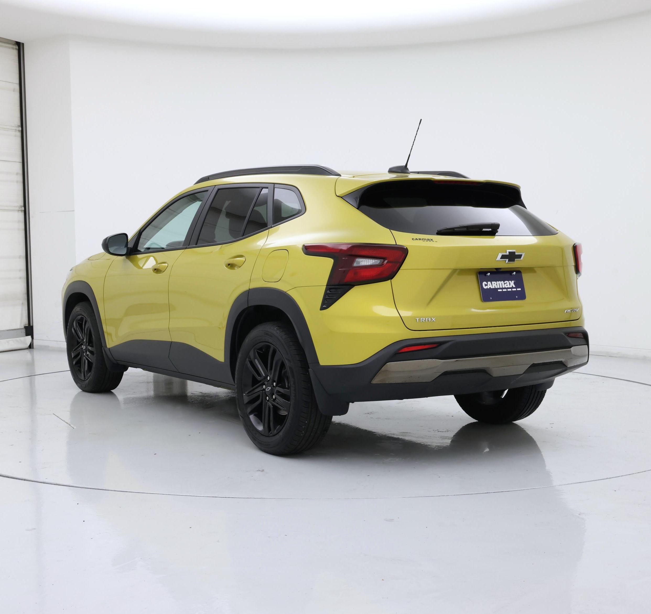 Thumbnail: 2025 Chevrolet Trax - 2