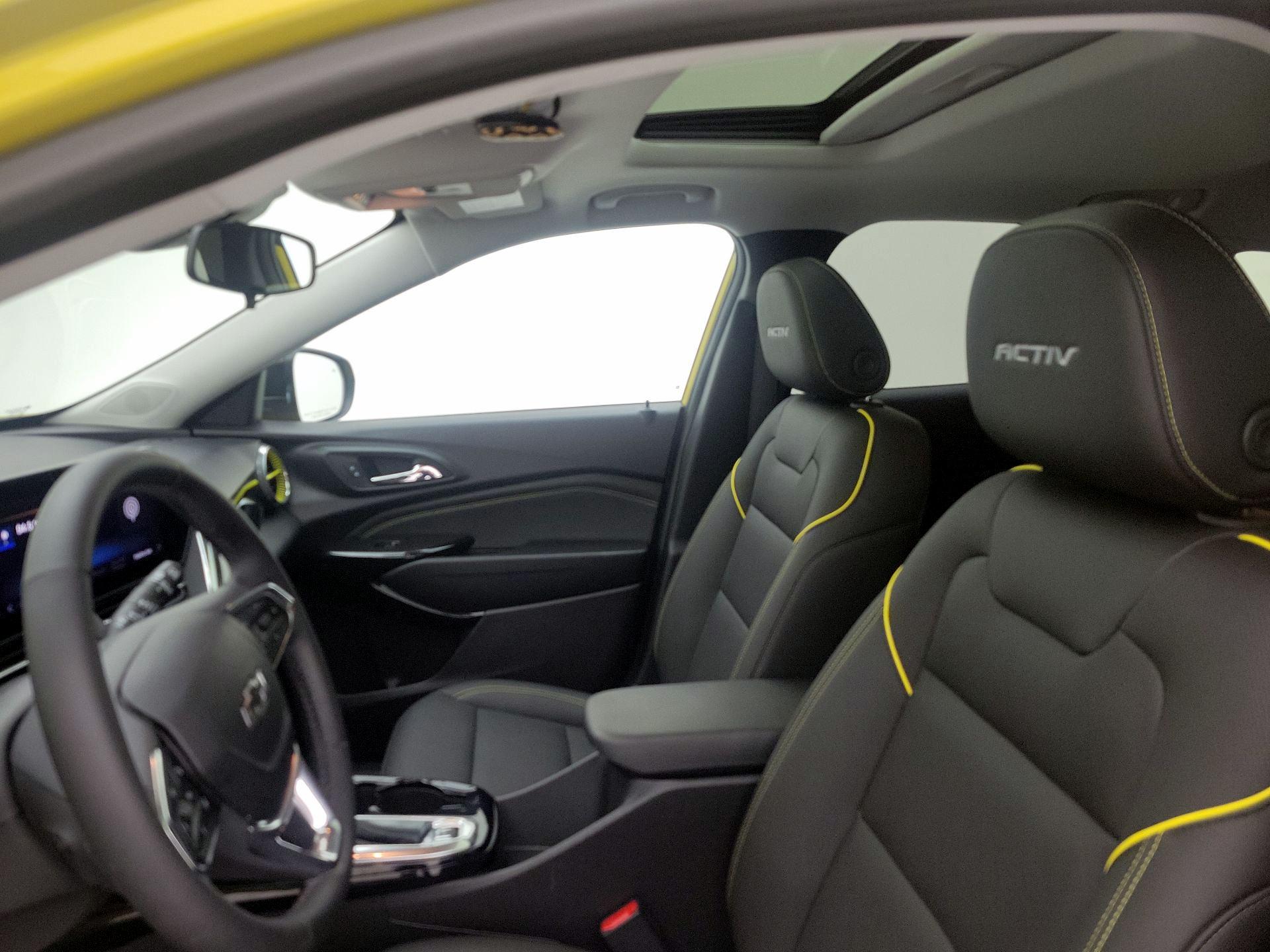 Thumbnail: 2025 Chevrolet Trax - 19