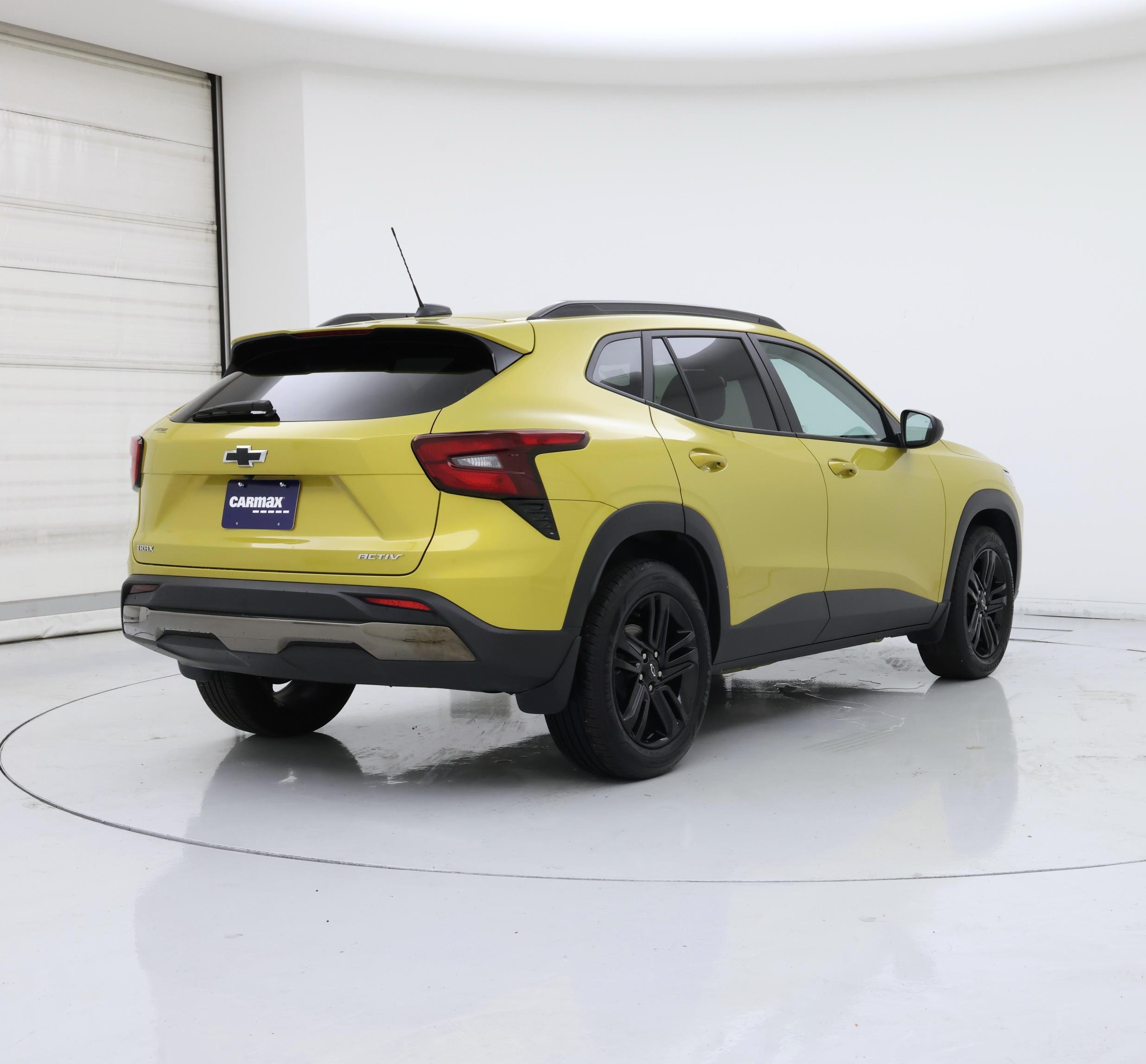 Thumbnail: 2025 Chevrolet Trax - 8