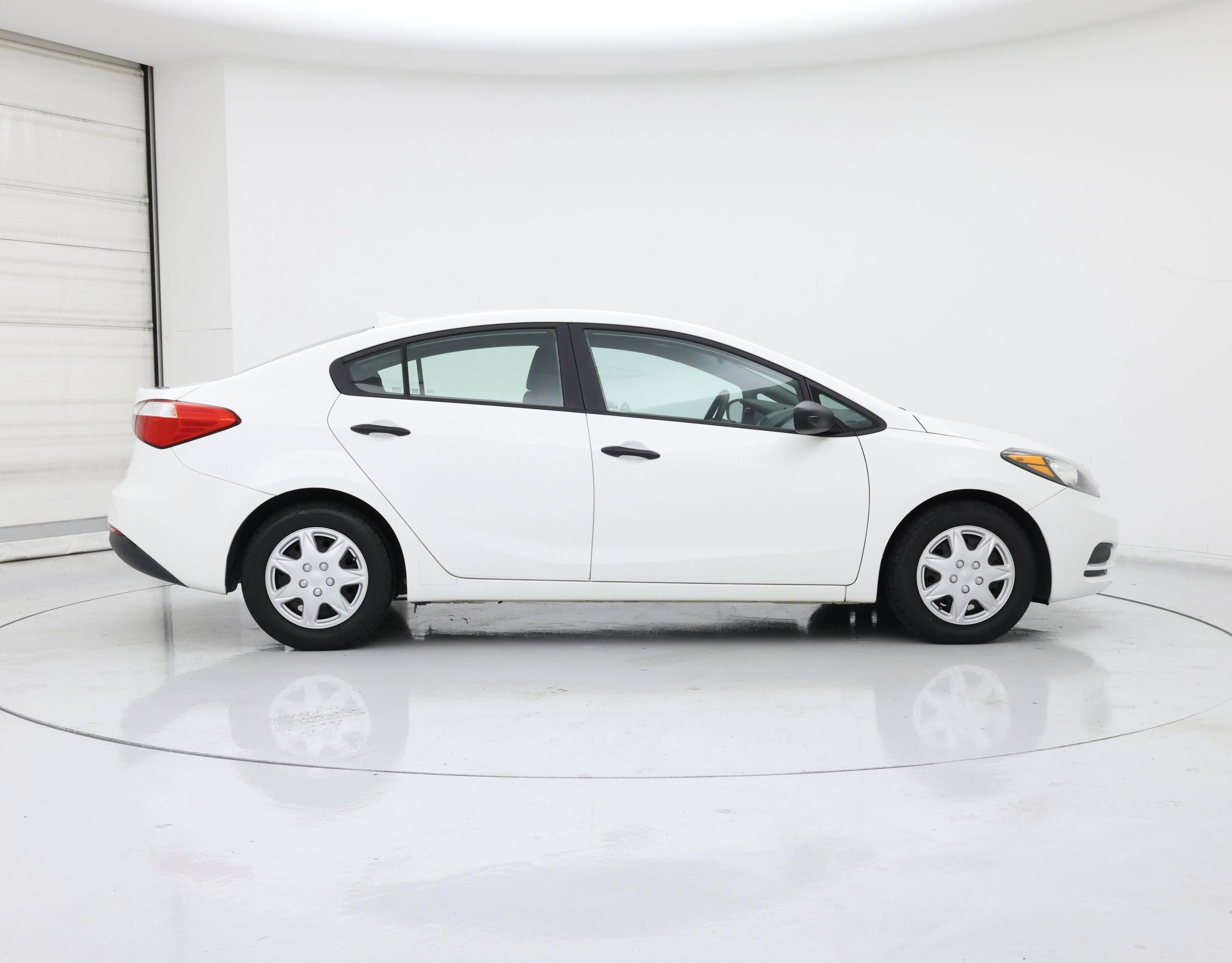 Thumbnail: 2016 Kia Forte - 7