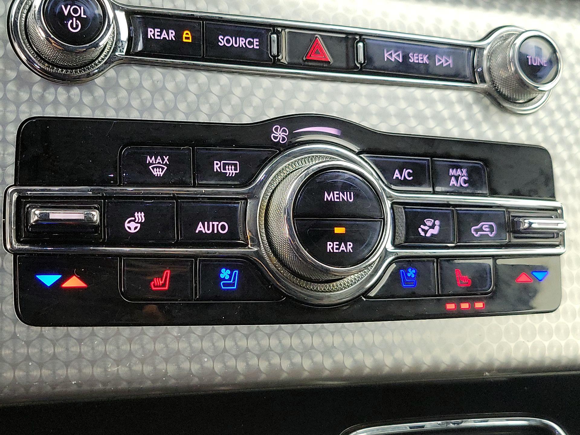 Thumbnail: 2022 Lincoln Aviator - 17