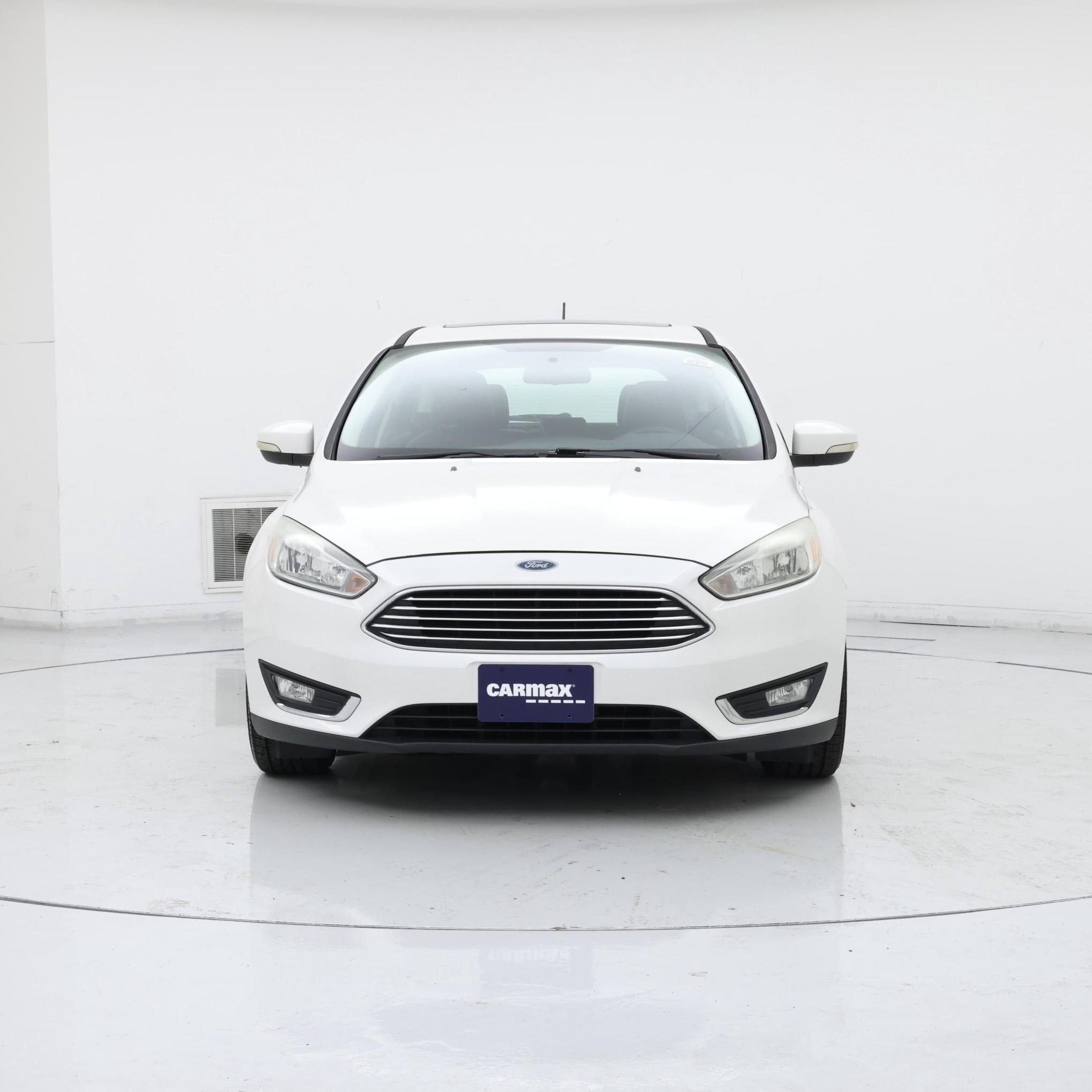 Thumbnail: 2016 Ford Focus - 5