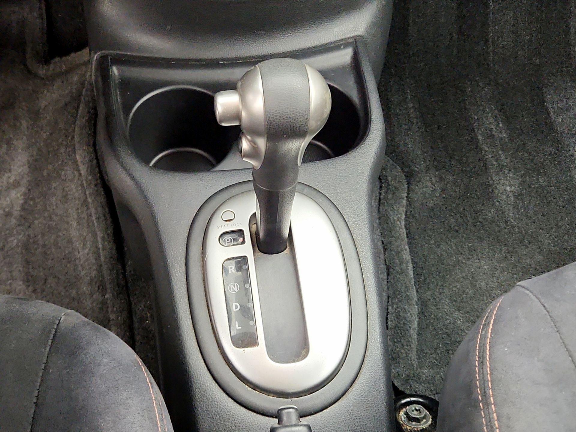 Thumbnail: 2015 Nissan Versa Note - 17