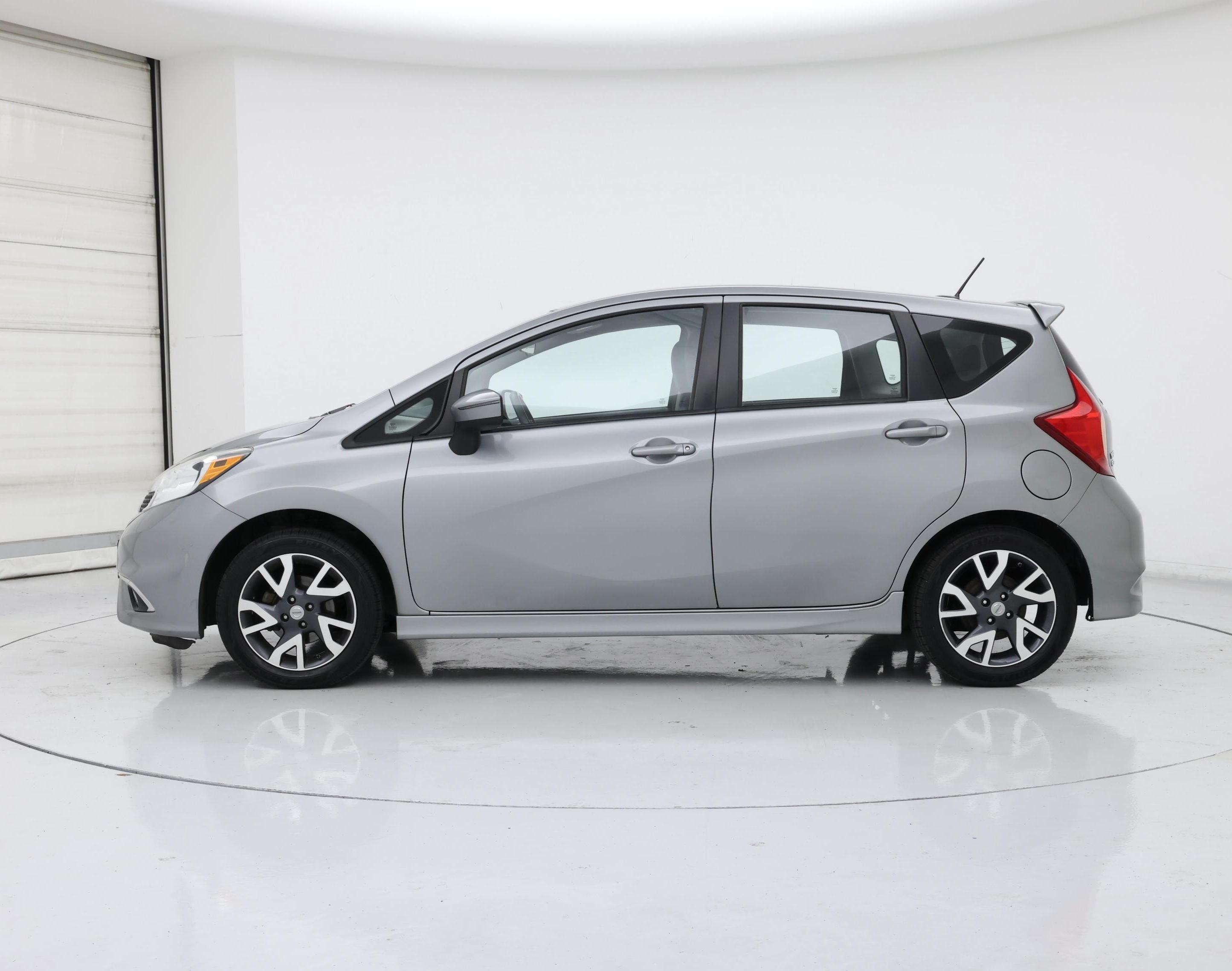 Thumbnail: 2015 Nissan Versa Note - 3
