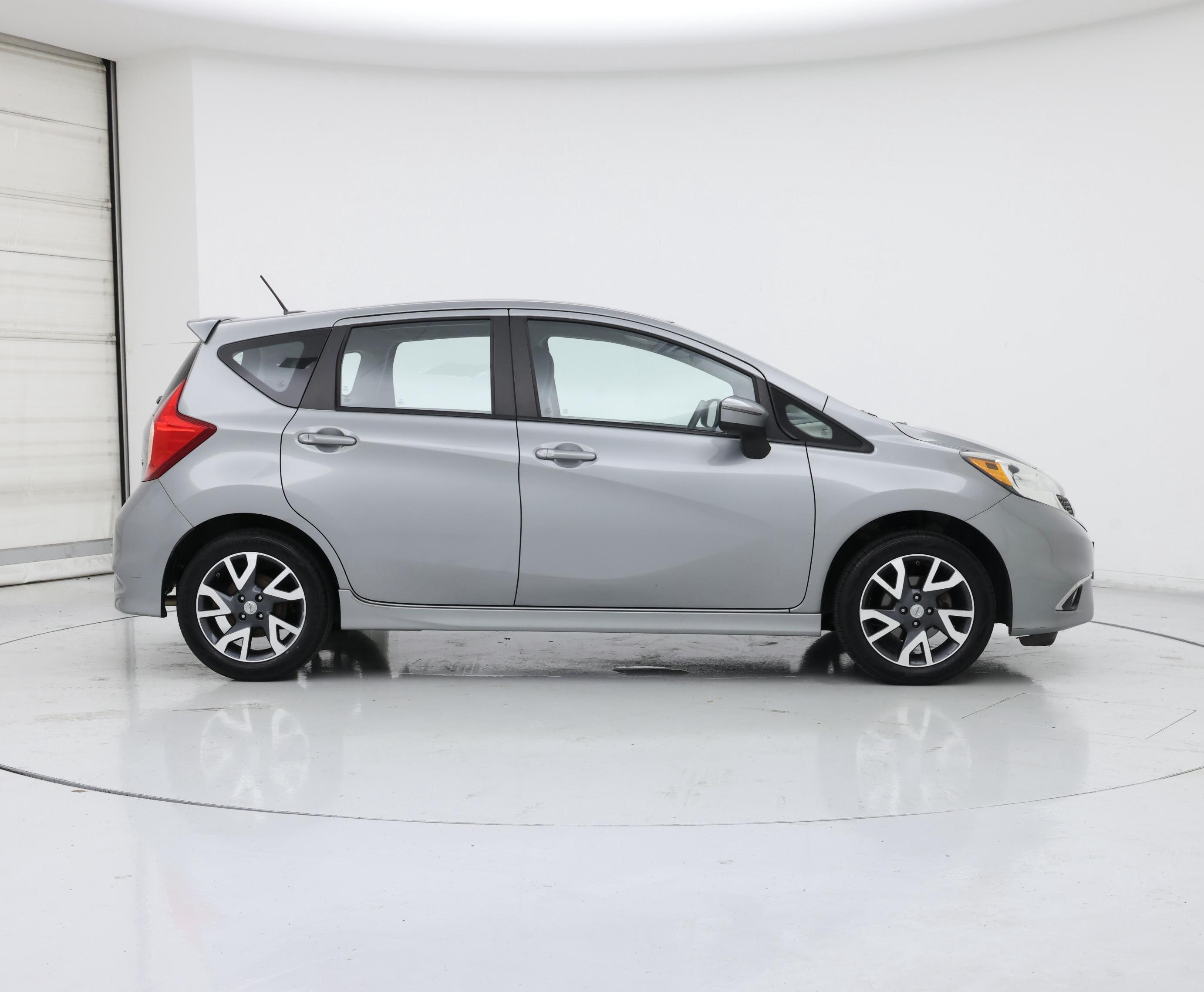 Thumbnail: 2015 Nissan Versa Note - 7