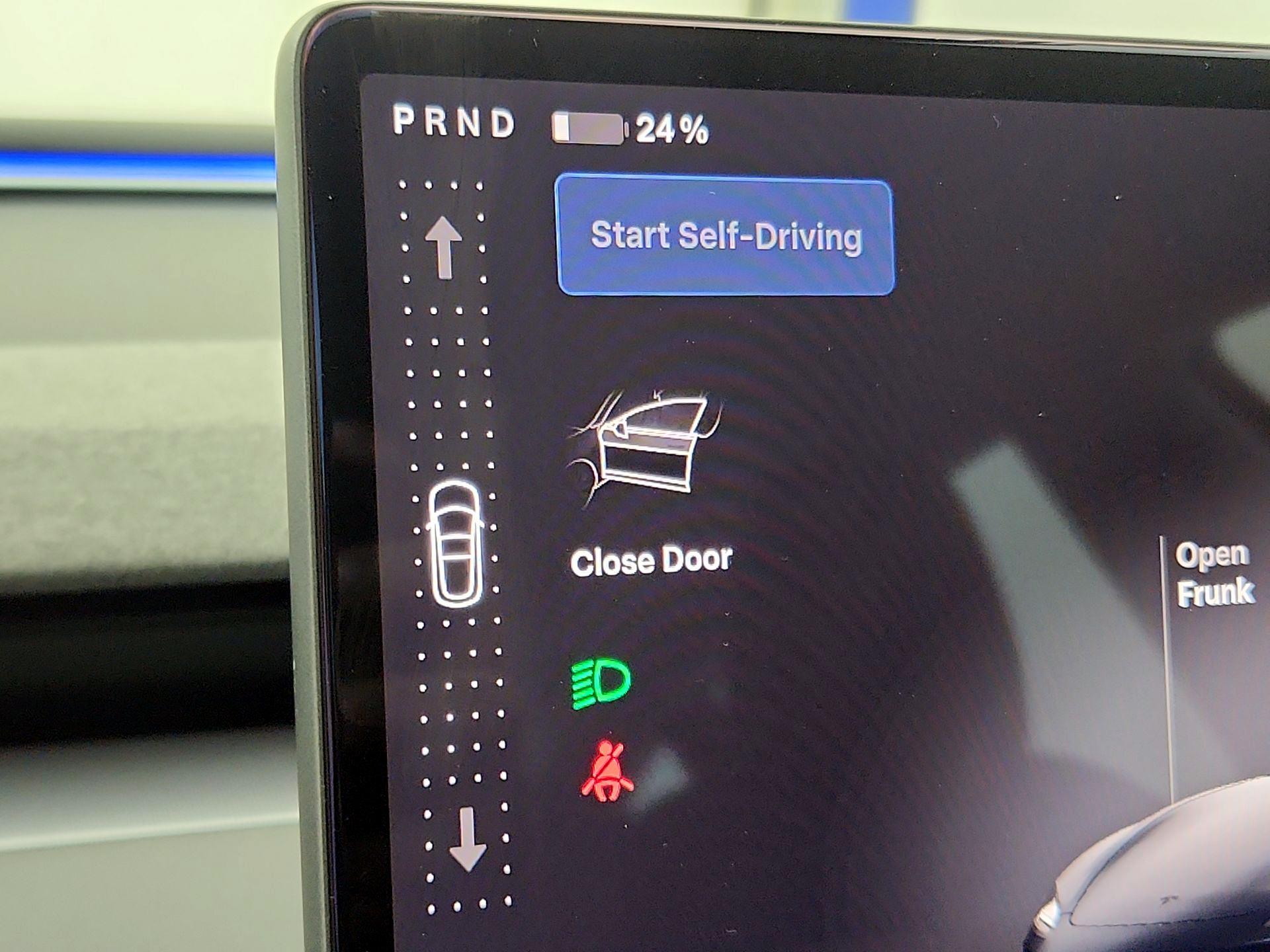 Thumbnail: 2025 Tesla Model 3 - 17