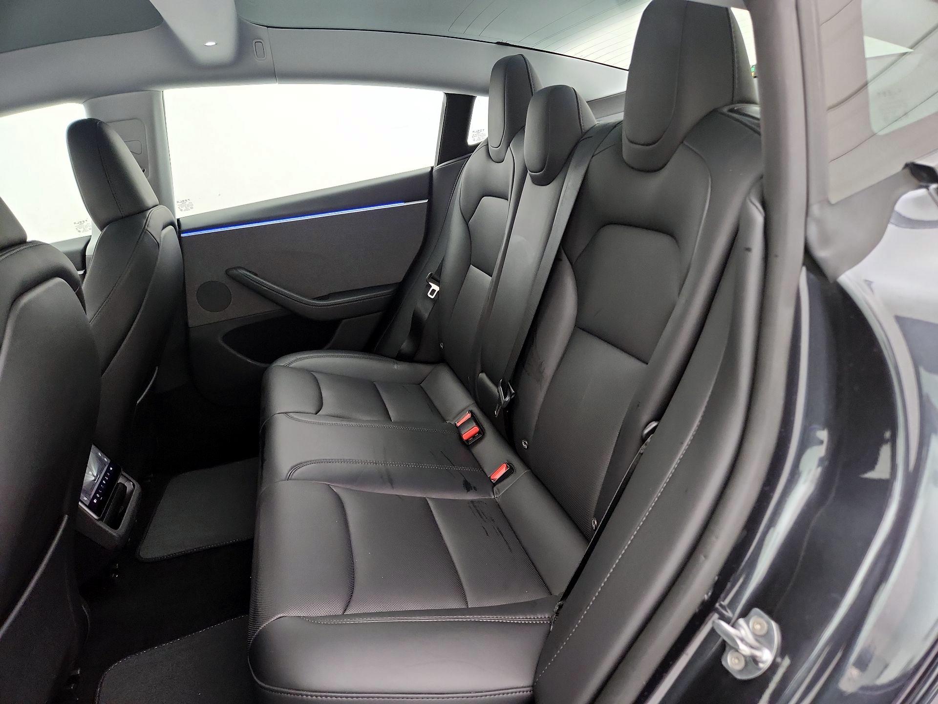 Thumbnail: 2025 Tesla Model 3 - 20