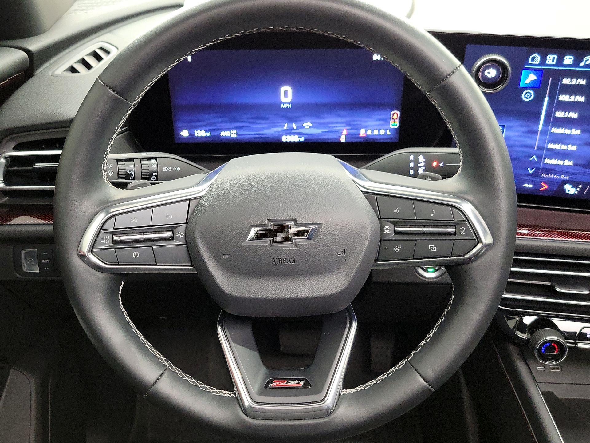 Thumbnail: 2025 Chevrolet Traverse - 10