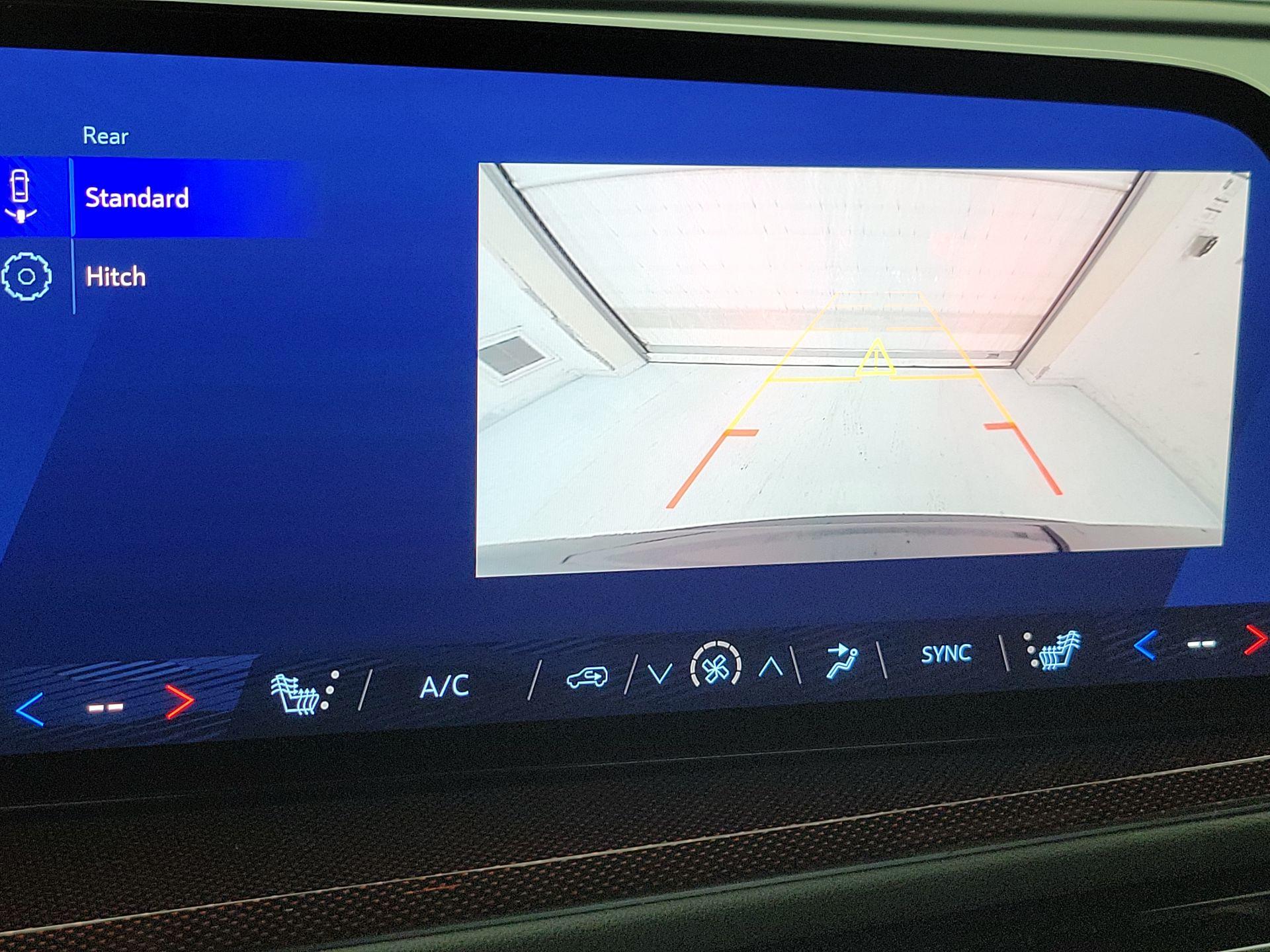 Thumbnail: 2025 Chevrolet Traverse - 15