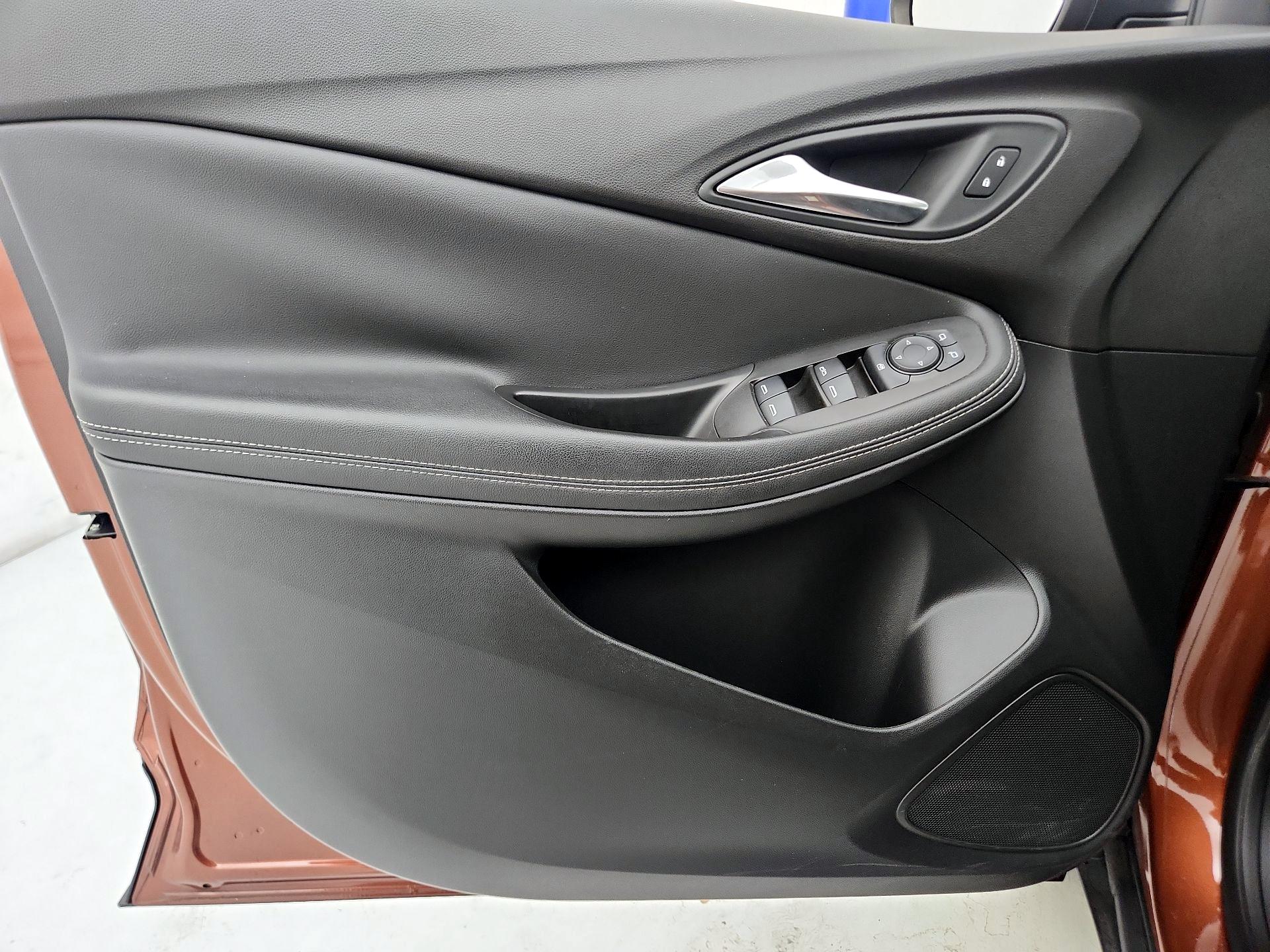 Thumbnail: 2021 Buick Encore GX - 12