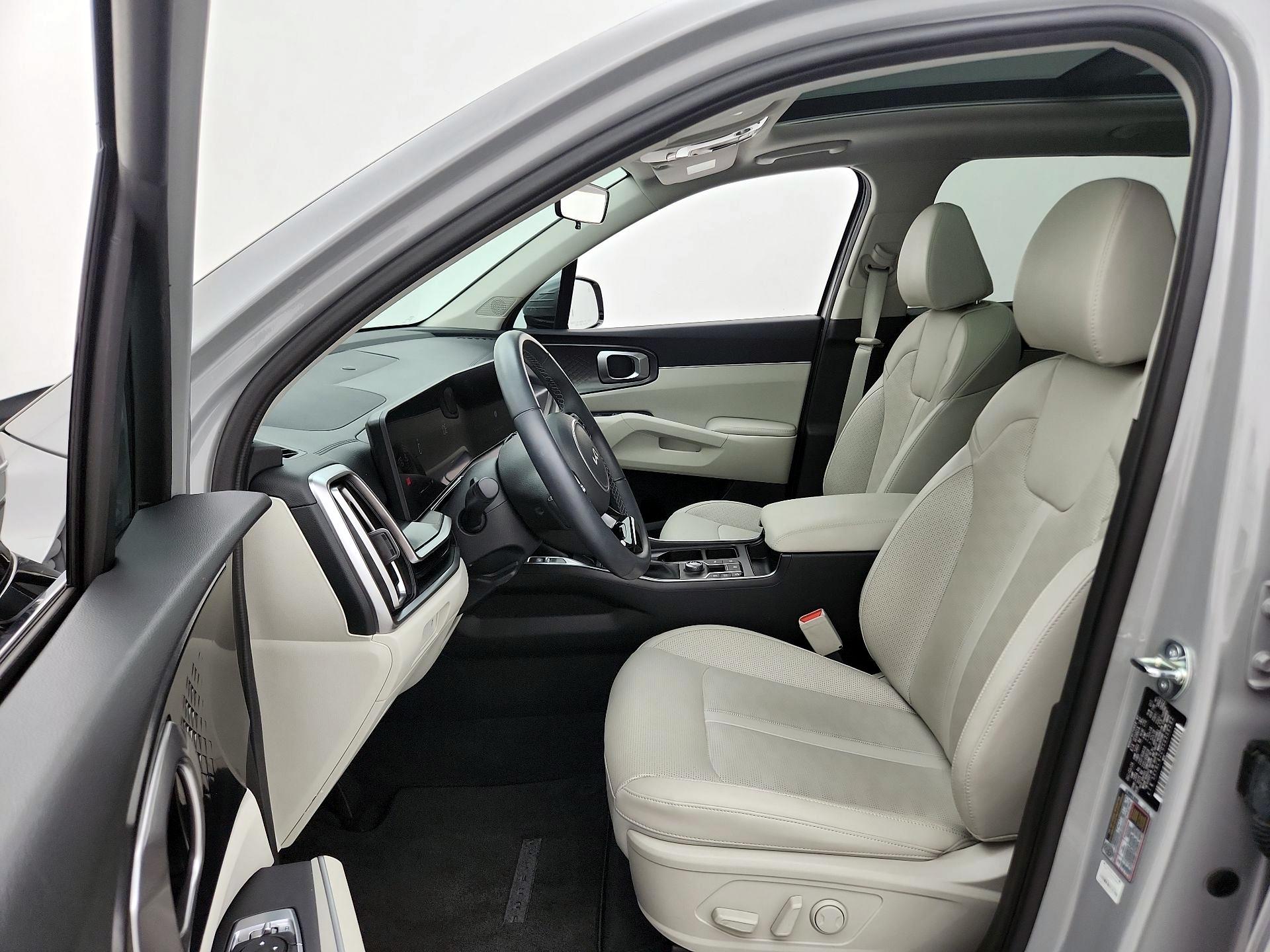 Thumbnail: 2025 Kia Sorento - 11